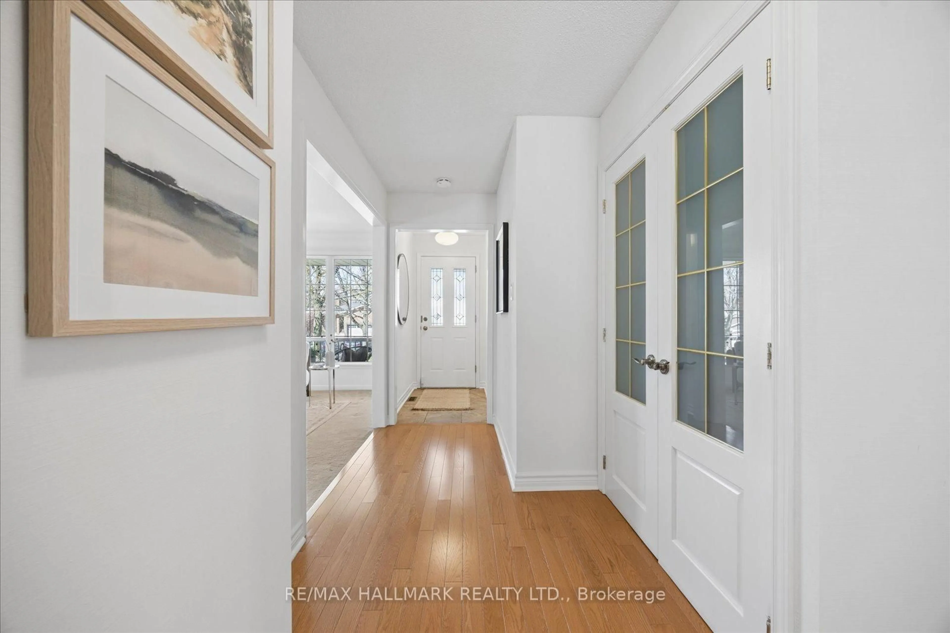 Indoor entryway for 40 Ashland Cres, Markham Ontario L3P 3Z8