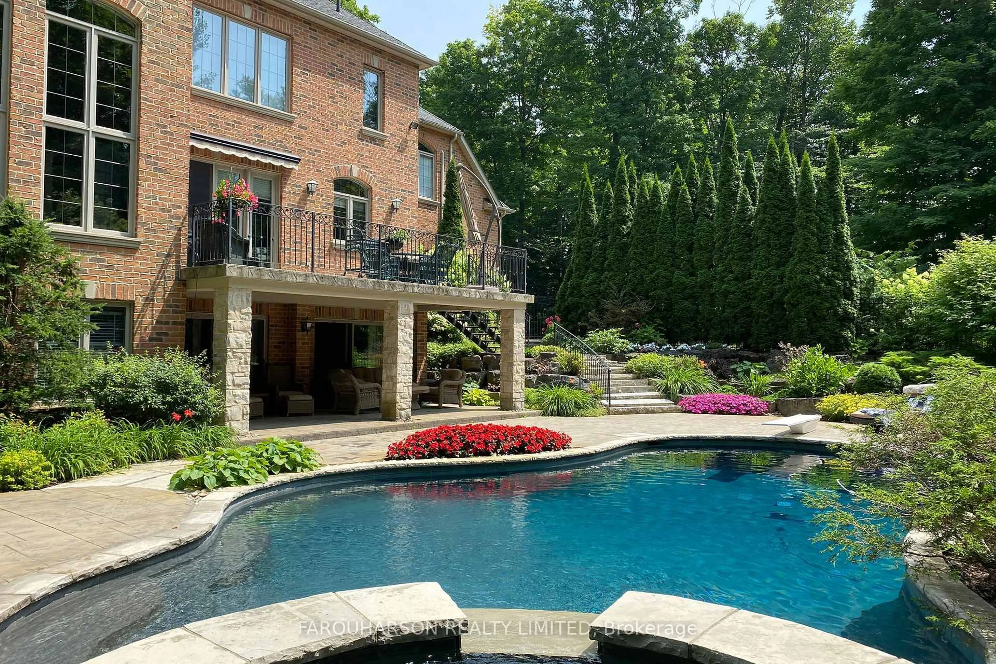 Pool for 23 Lake Woods Dr, Whitchurch-Stouffville Ontario L4A 1P9