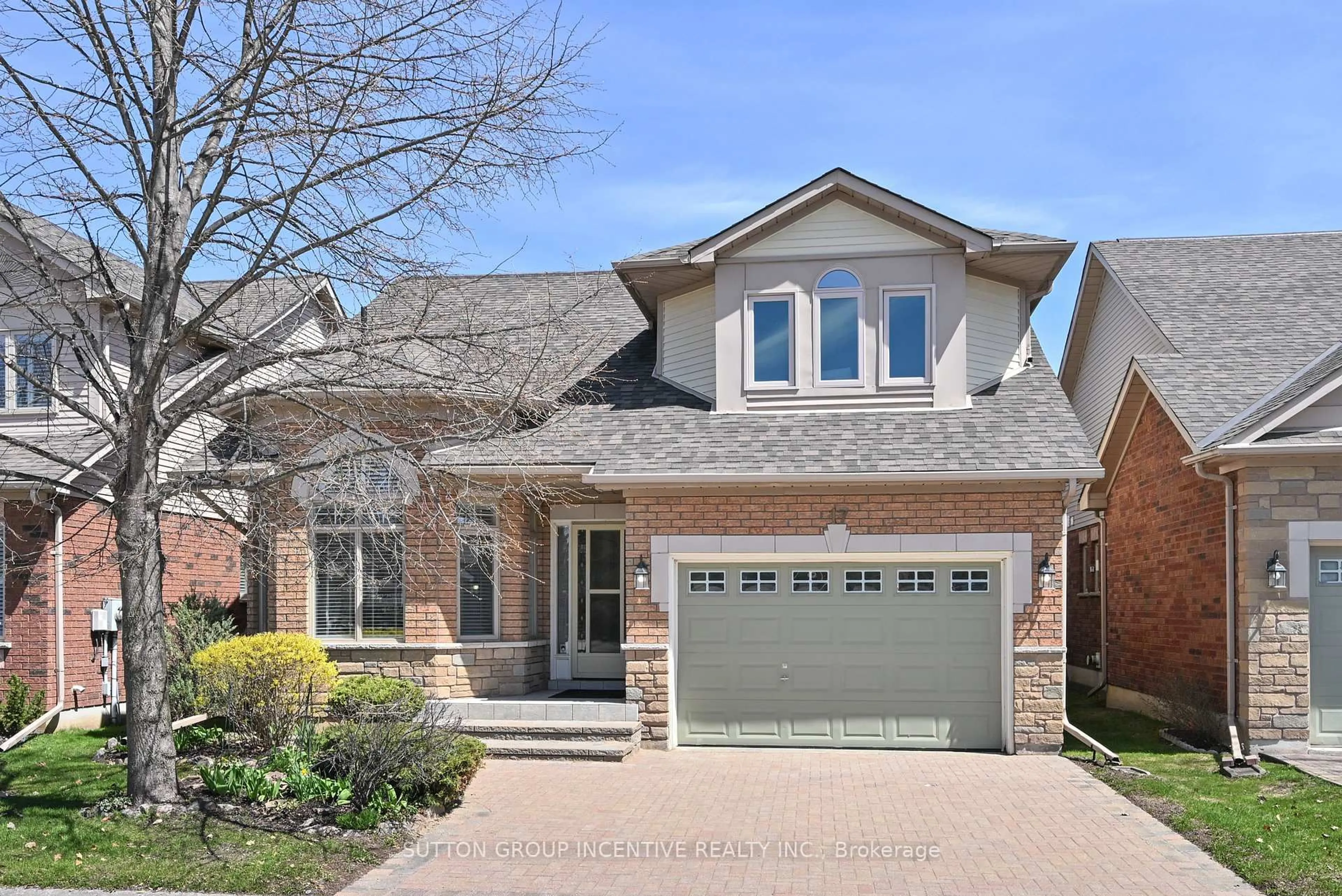 Home with brick exterior material, street for 17 Sunset Blvd, New Tecumseth Ontario L9R 1Y8