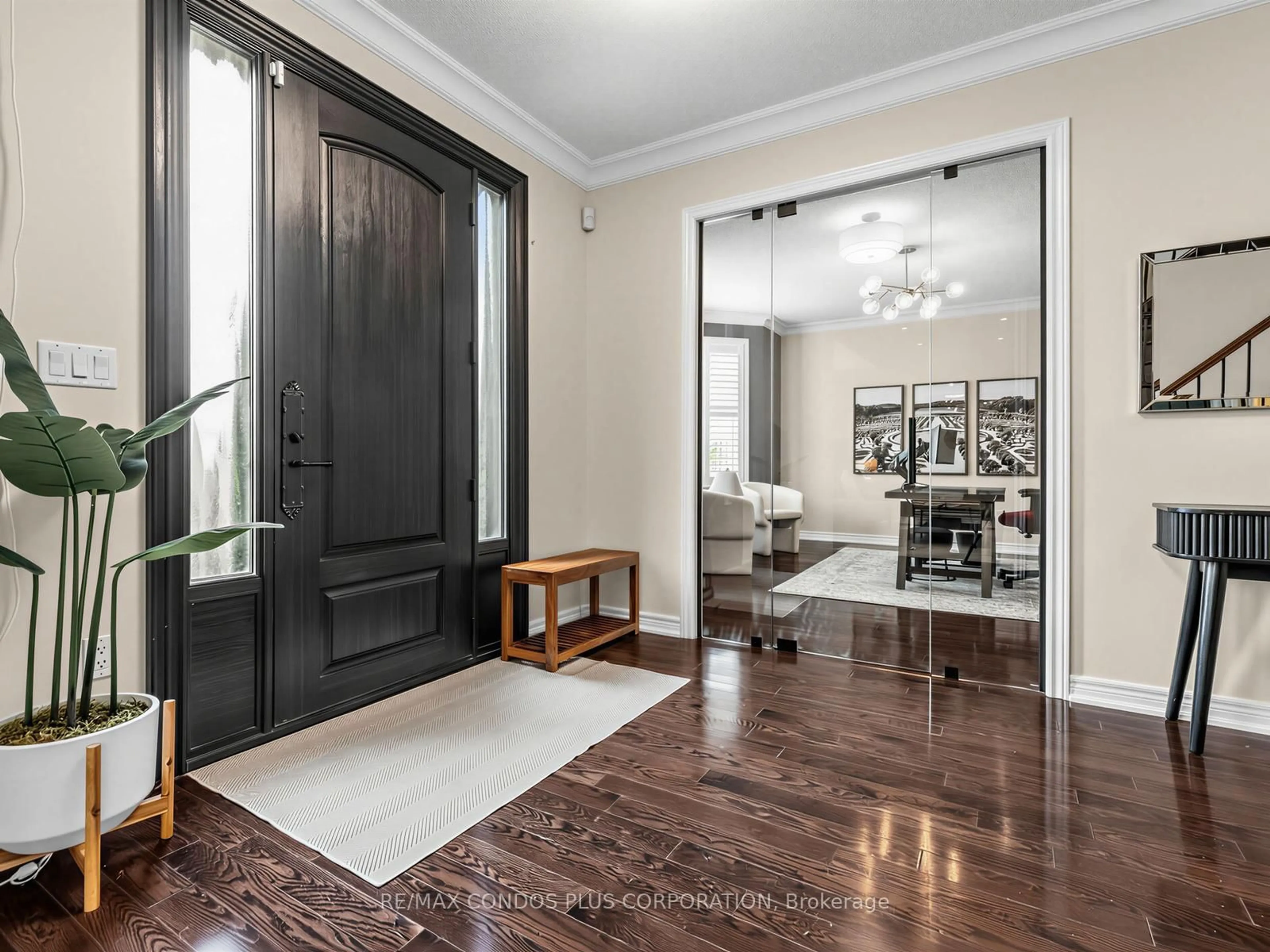 Indoor entryway for 81 Reflection Rd, Markham Ontario L6C 0C8