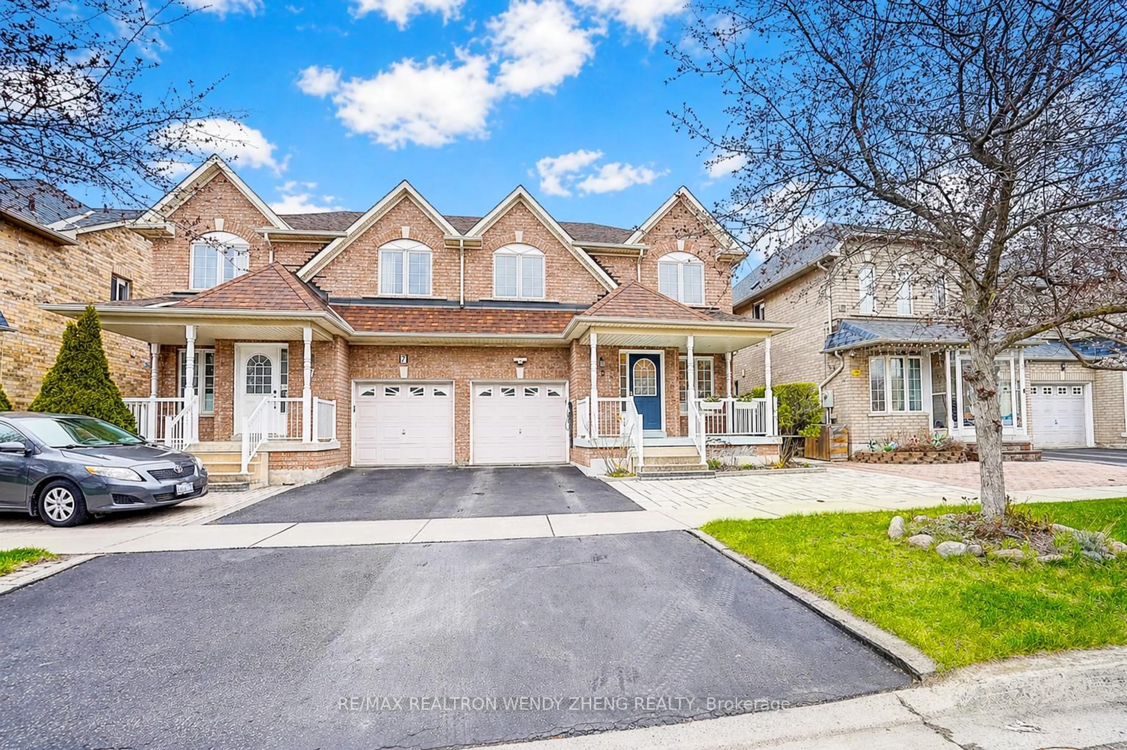 Home with brick exterior material, street for 5 Vineland St, Markham Ontario L3R 5S4