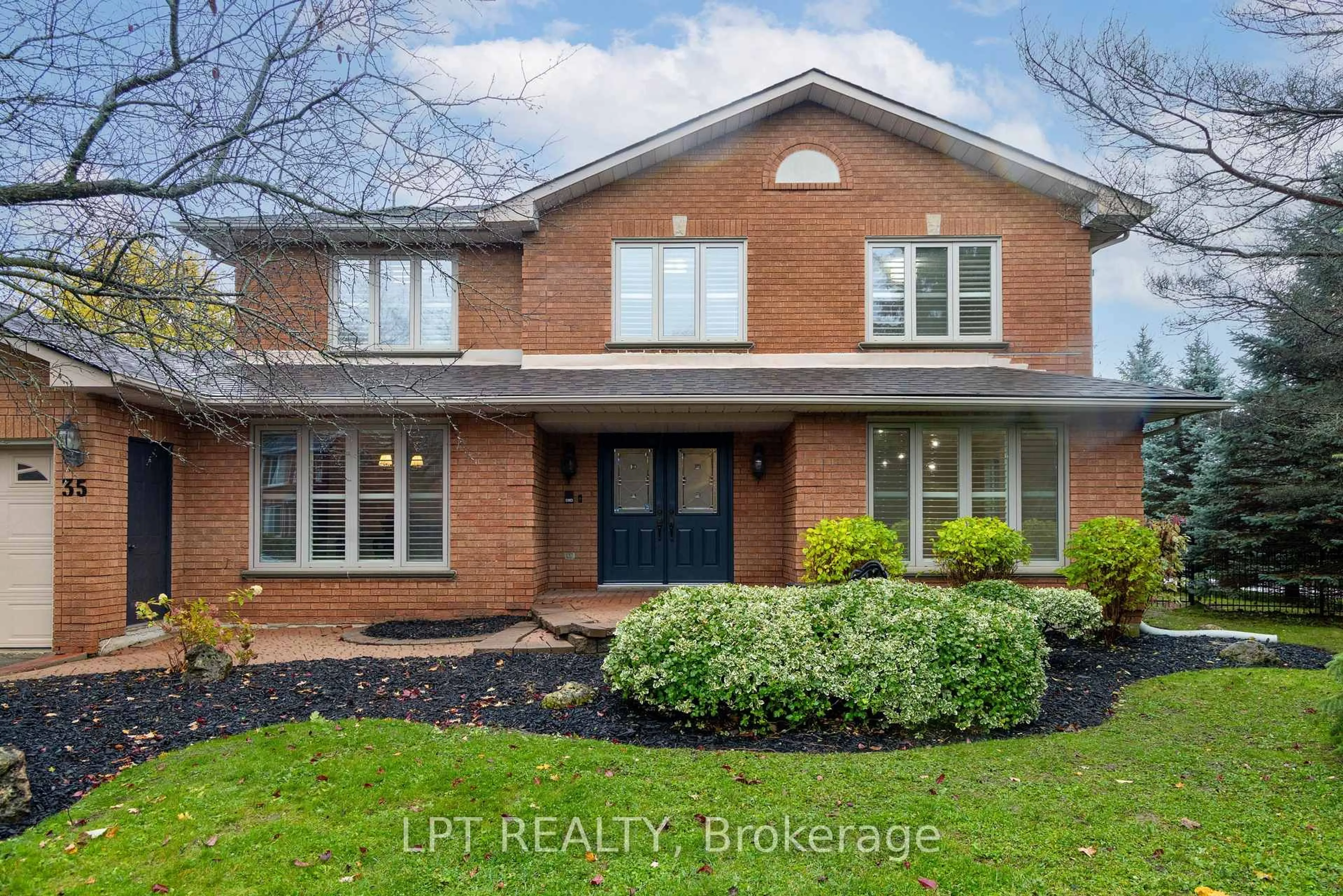 Home with brick exterior material, street for 35 Dennis Dr, King Ontario L7B 1C8