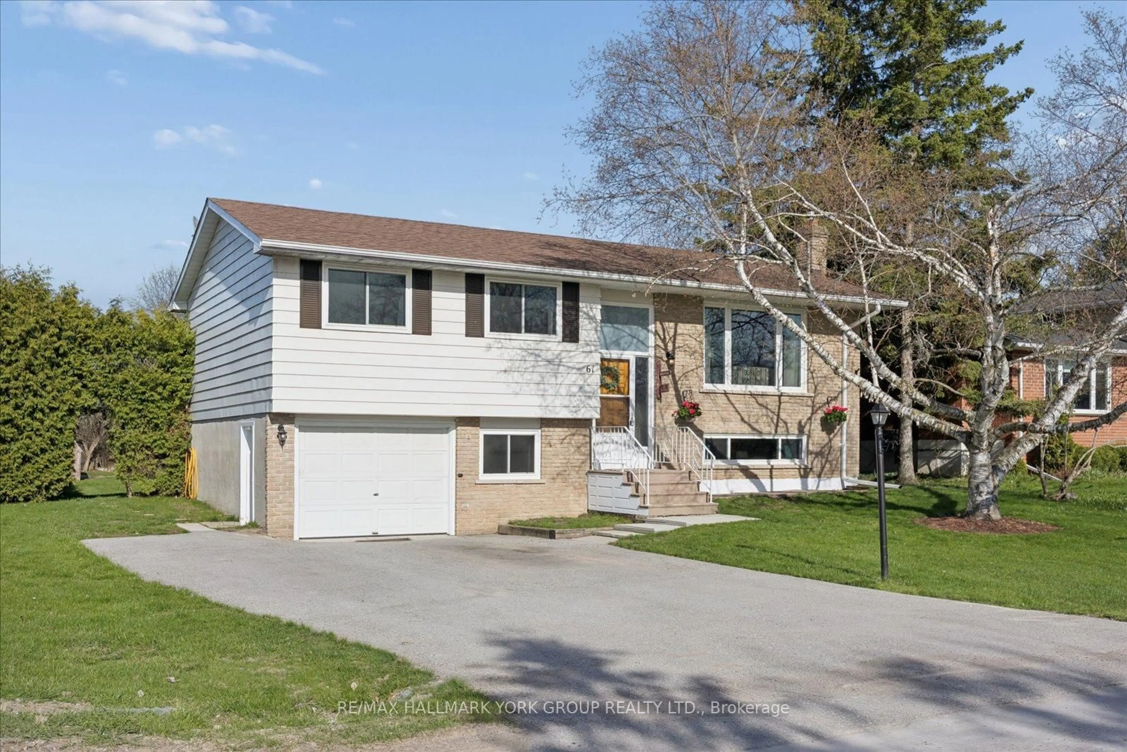 Home with vinyl exterior material, street for 61 Adelaide St, Brock Ontario L0E 1E0