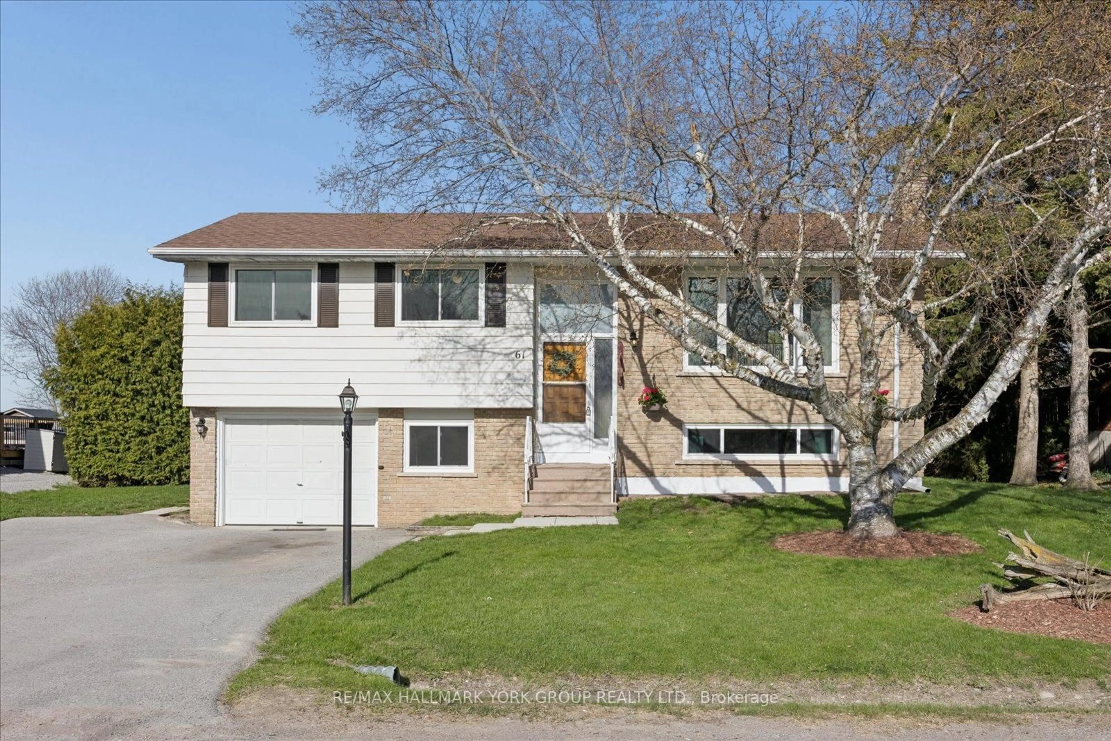 Home with vinyl exterior material, street for 61 Adelaide St, Brock Ontario L0E 1E0