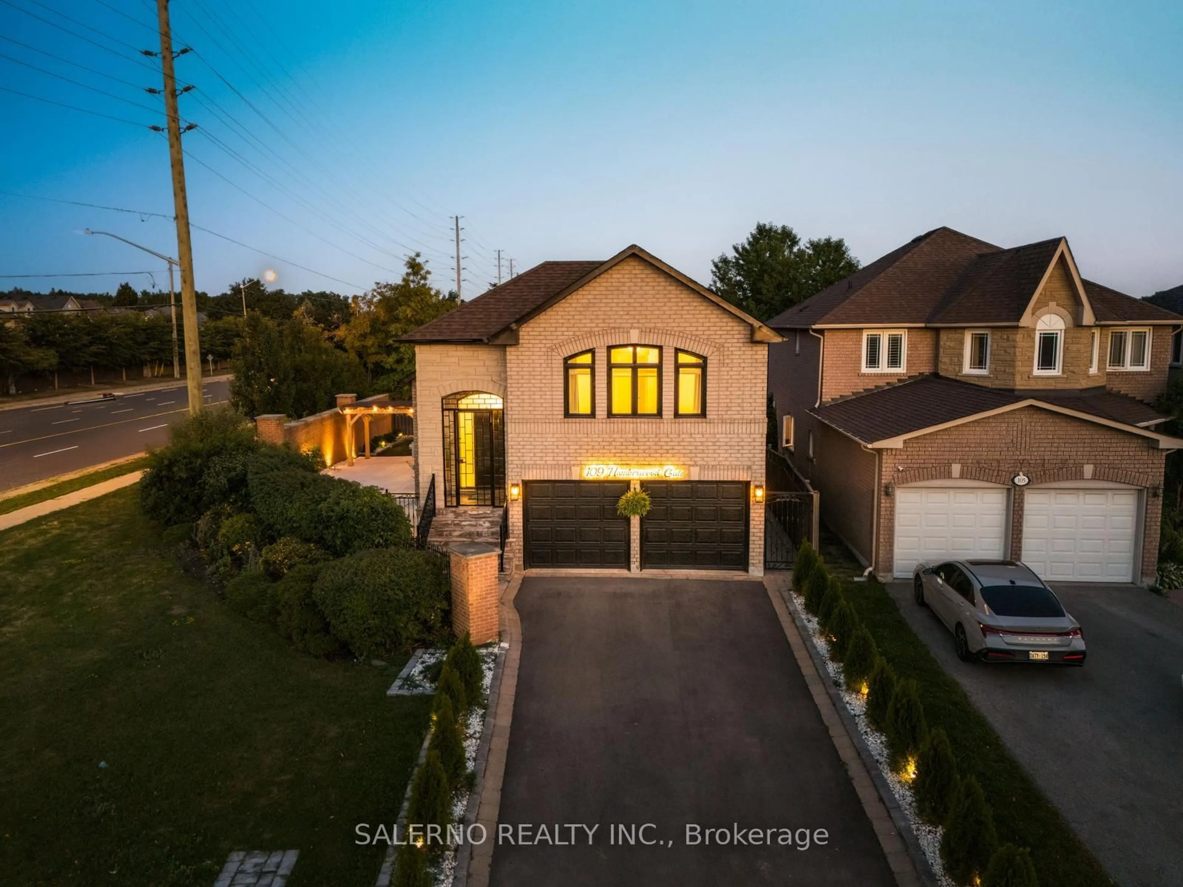 A pic from outside/outdoor area/front of a property/back of a property/a pic from drone, street for 109 Humberwood Gate, Vaughan Ontario L4L 9G5