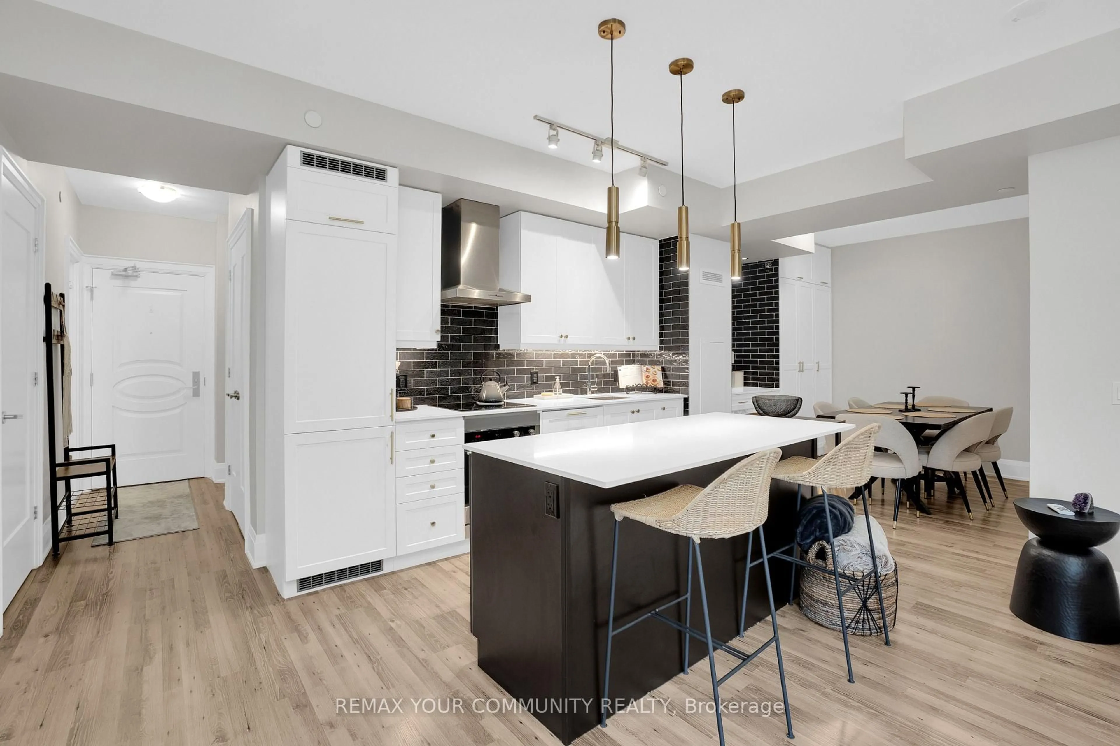 Open concept kitchen, unknown for 9085 Jane St #523, Vaughan Ontario L4E 0L8