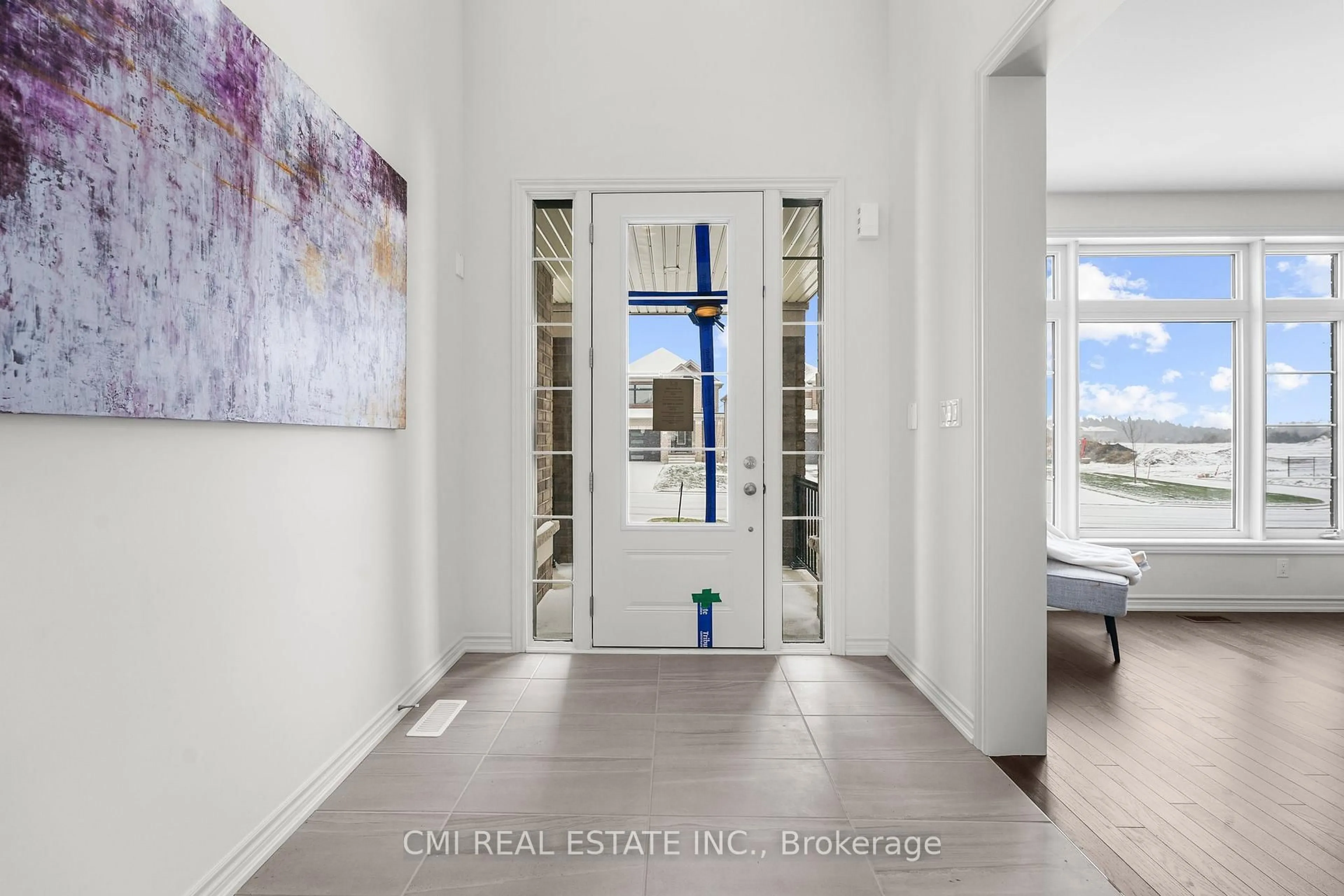 Indoor entryway for 51 Sparrow Way, Adjala-Tosorontio Ontario L0G 1W0