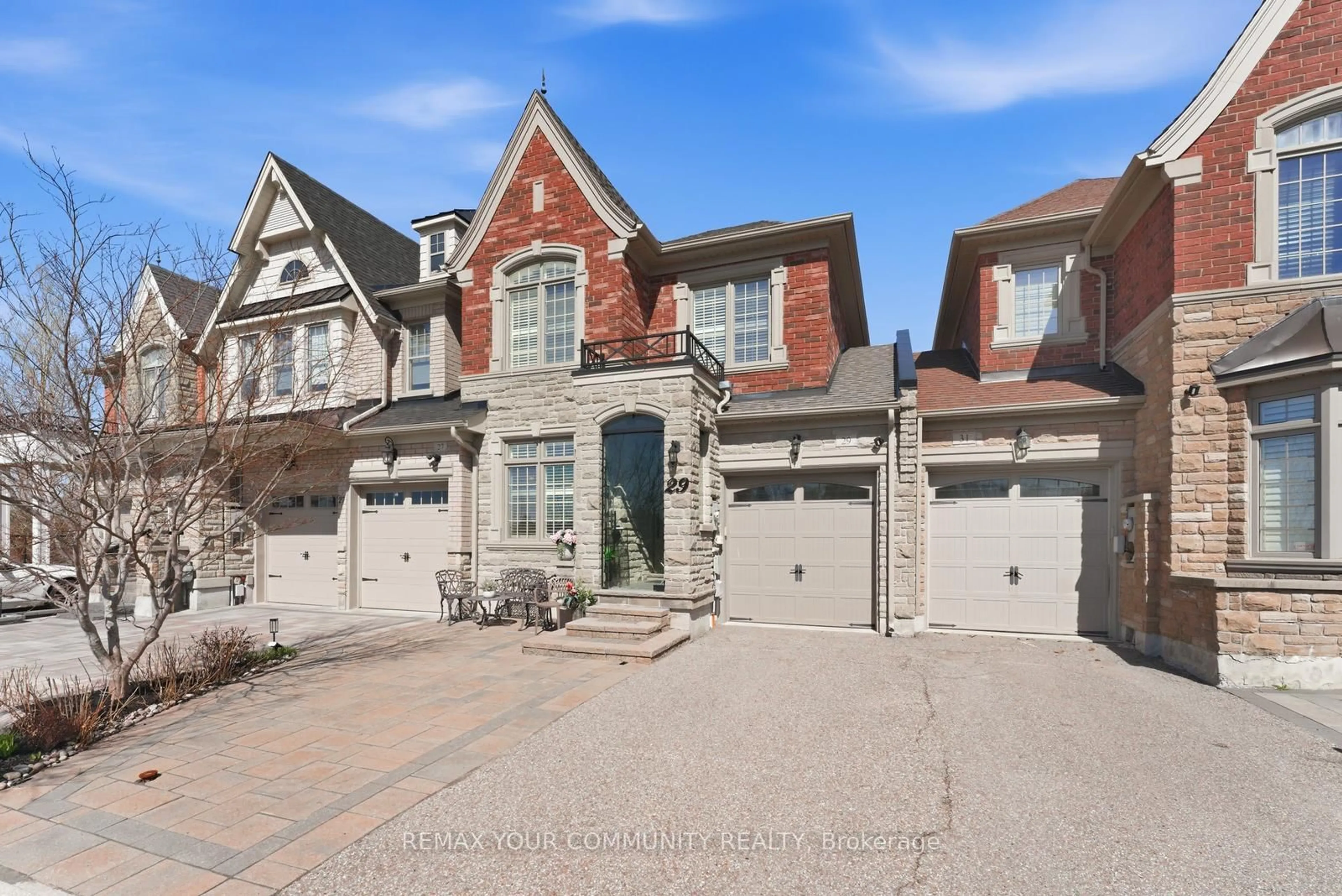 Home with brick exterior material, street for 29 Spring Hill Dr, King Ontario L7B 0B4