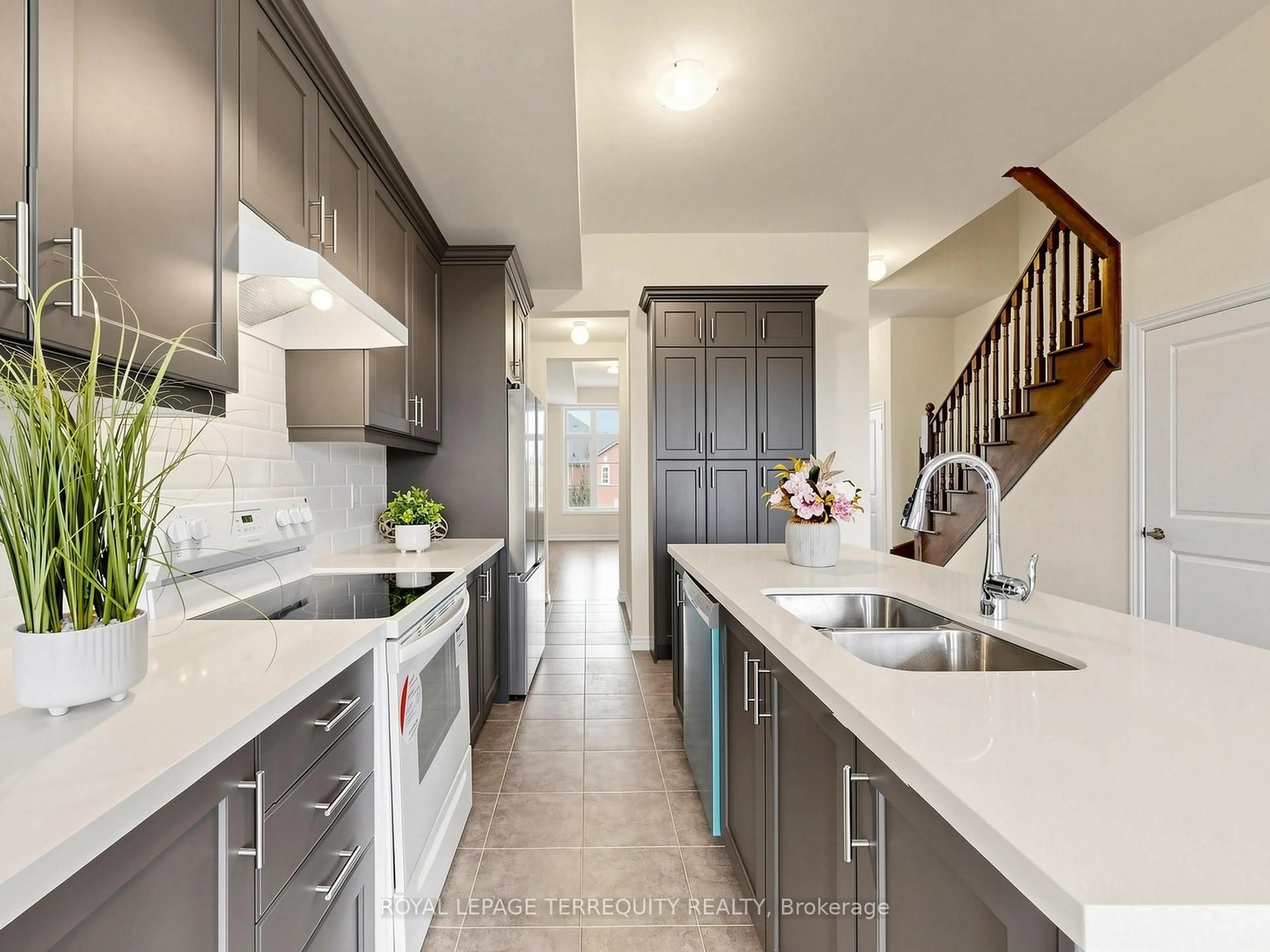 Contemporary kitchen, ceramic/tile floor for 293 Swan Park Rd, Markham Ontario L6E 0K4