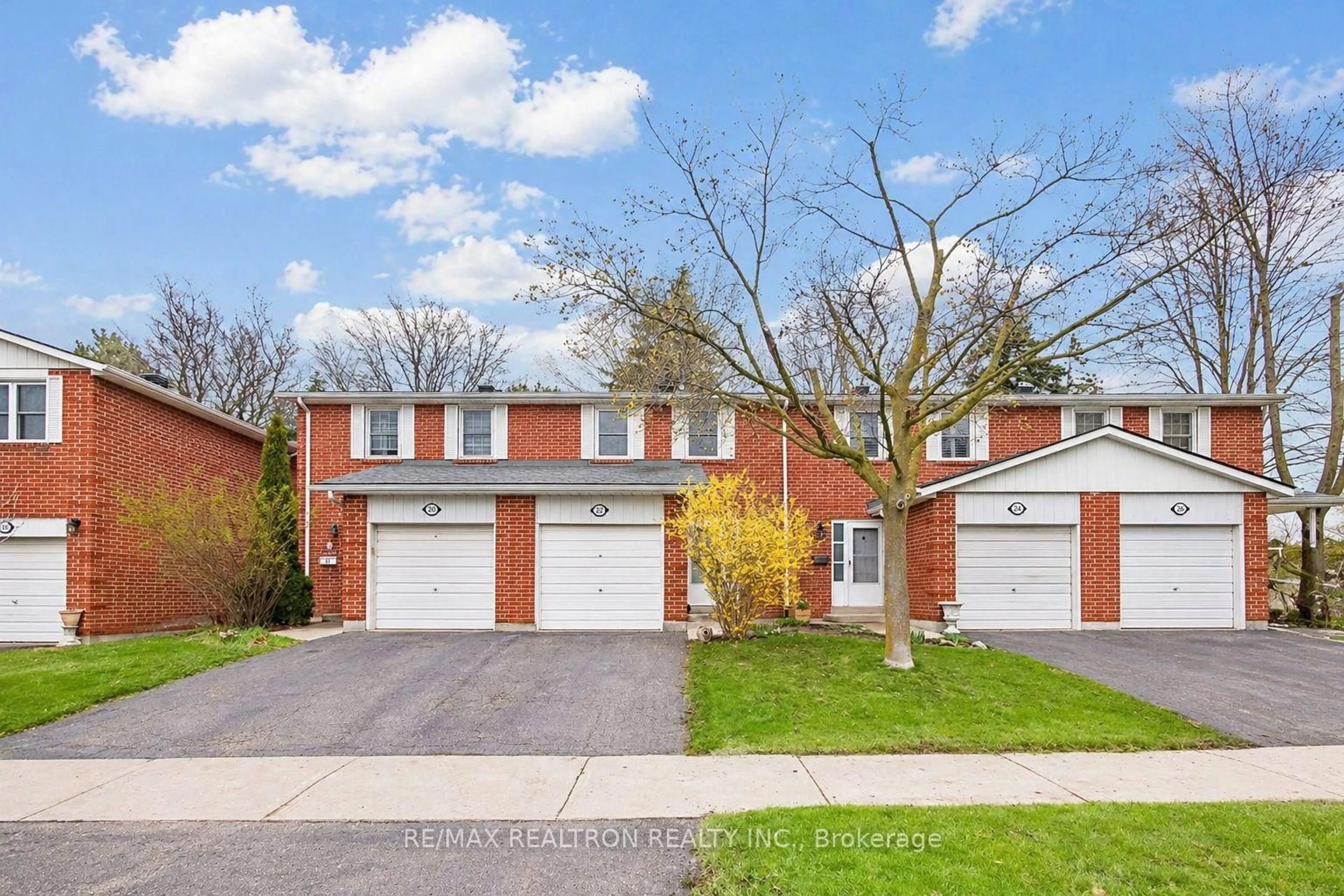 Home with brick exterior material, street for 22 Porterfield Cres, Markham Ontario L3T 4S7