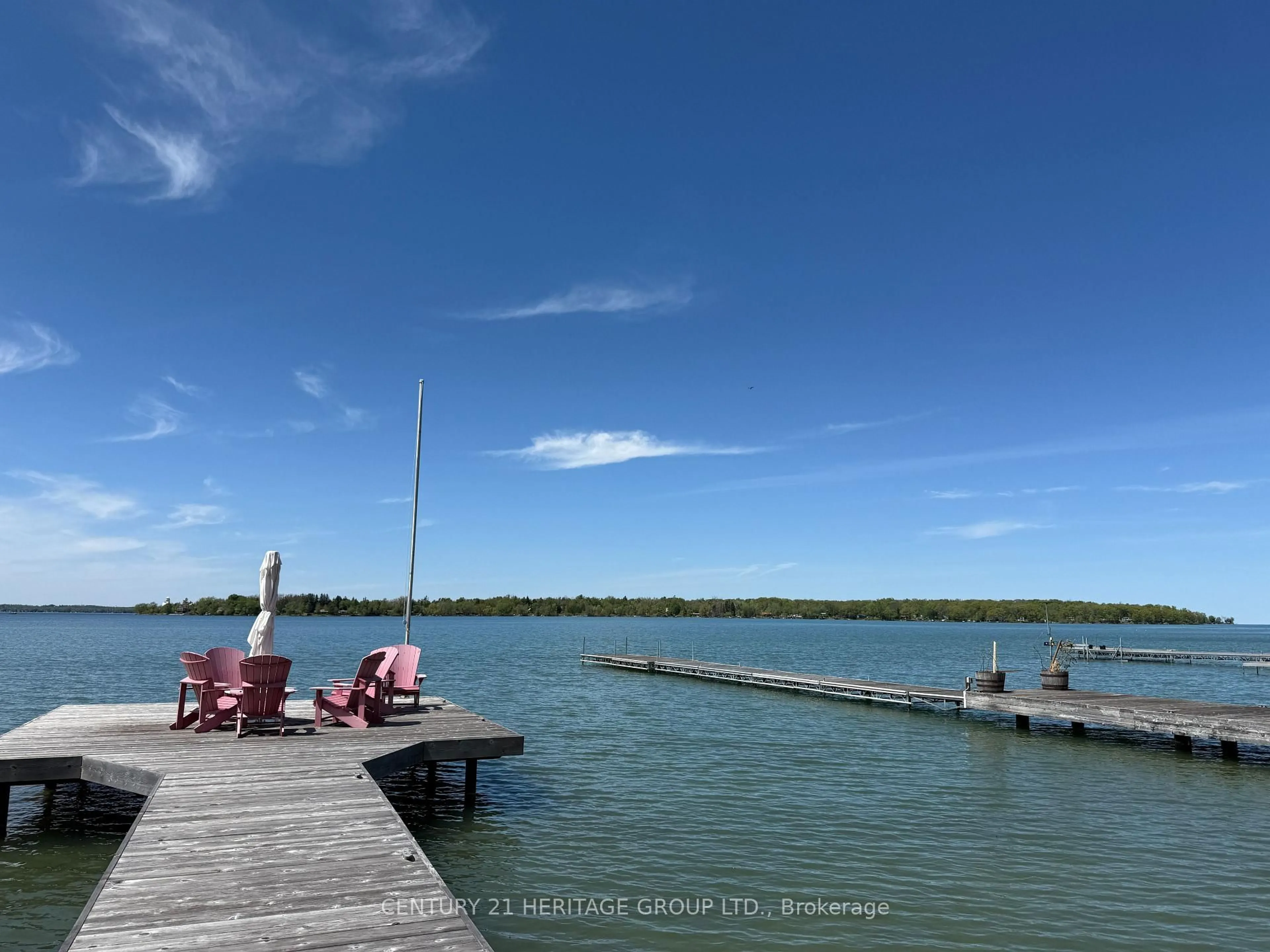 Unknown for 915 Lake Dr, Georgina Ontario L4P 3E9