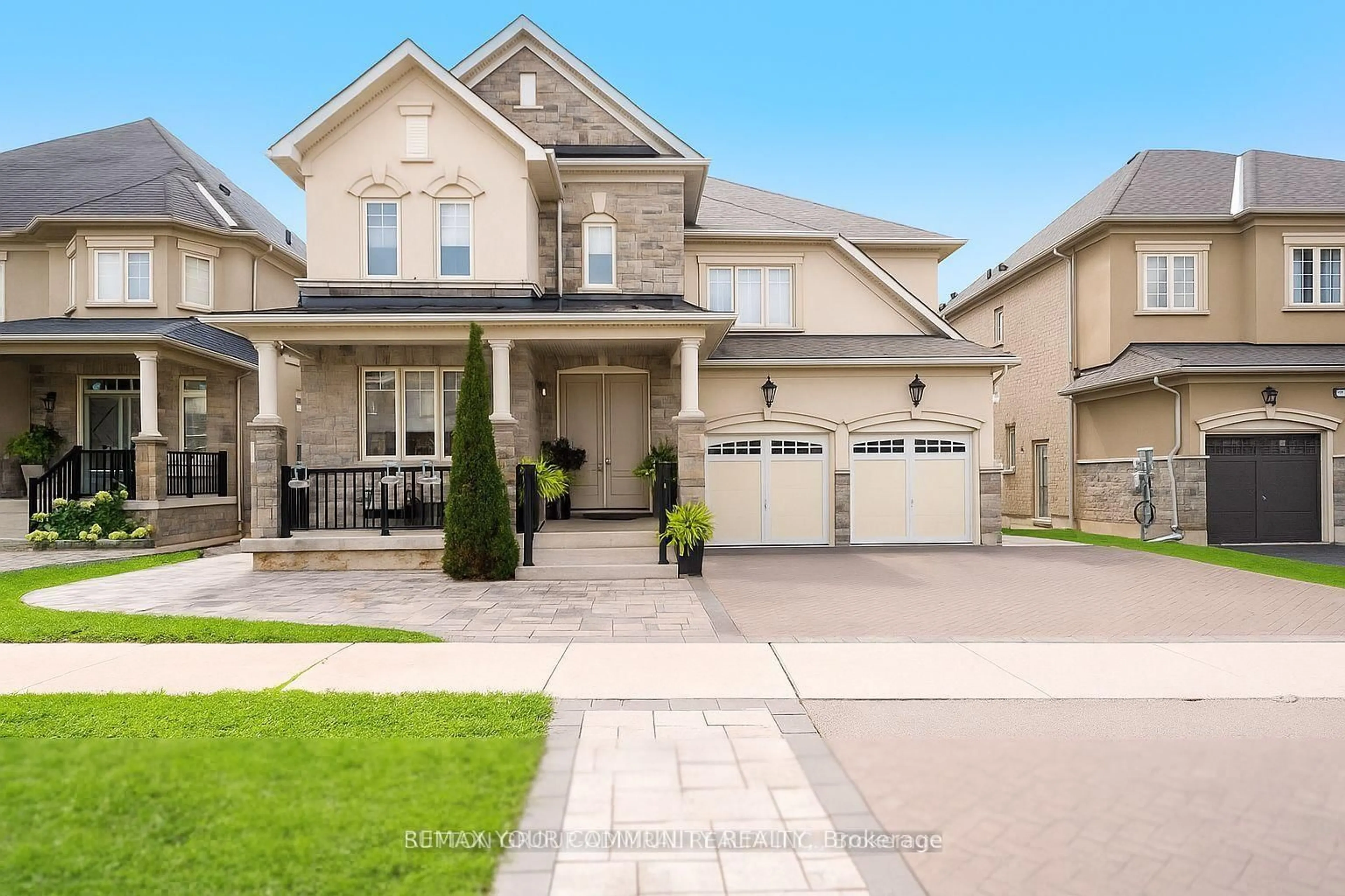 Home with brick exterior material, street for 43 Fairmont Ridge Tr, King Ontario L7B 0A6