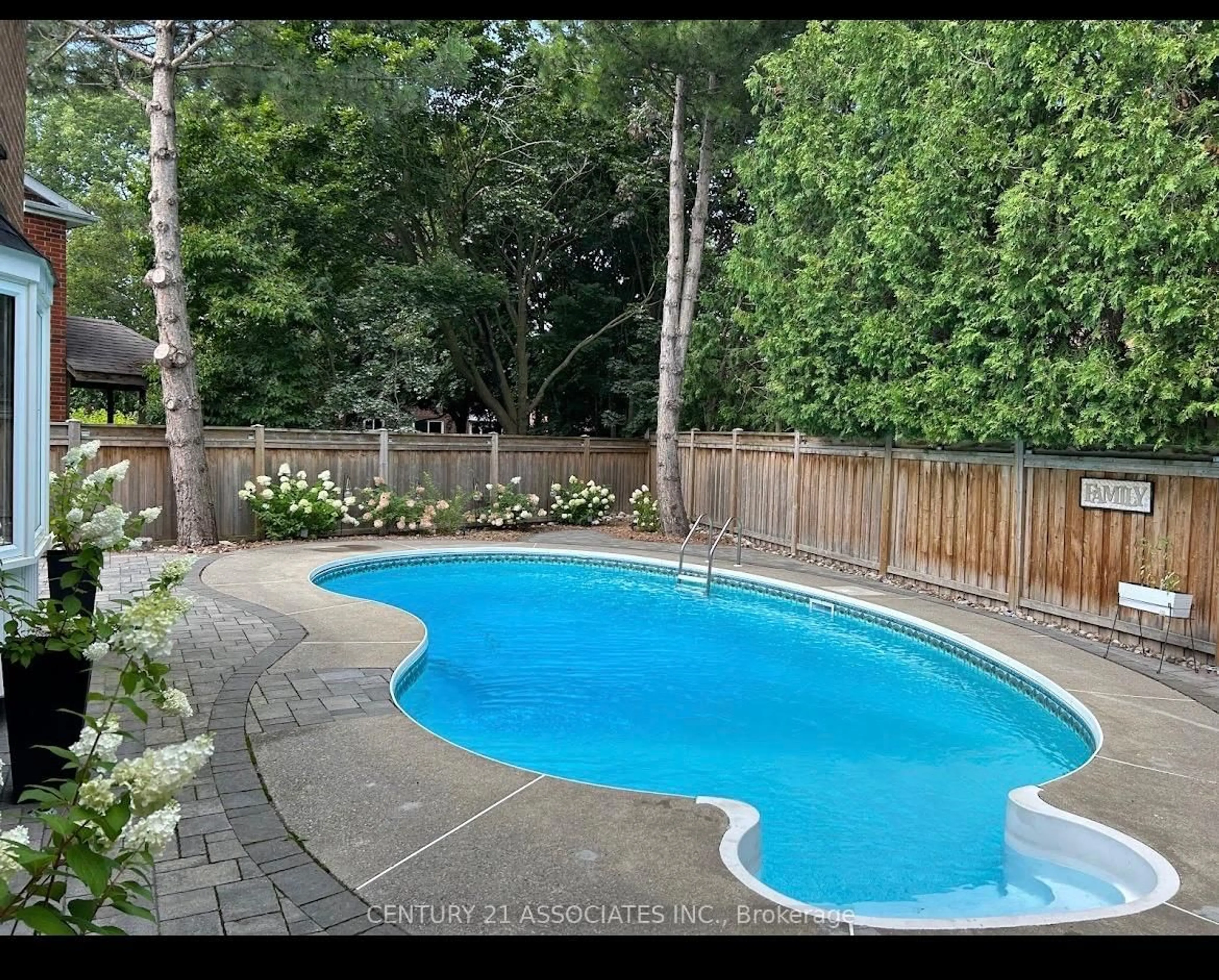 Pool for 24 Garnish Green, Markham Ontario L3P 4P5