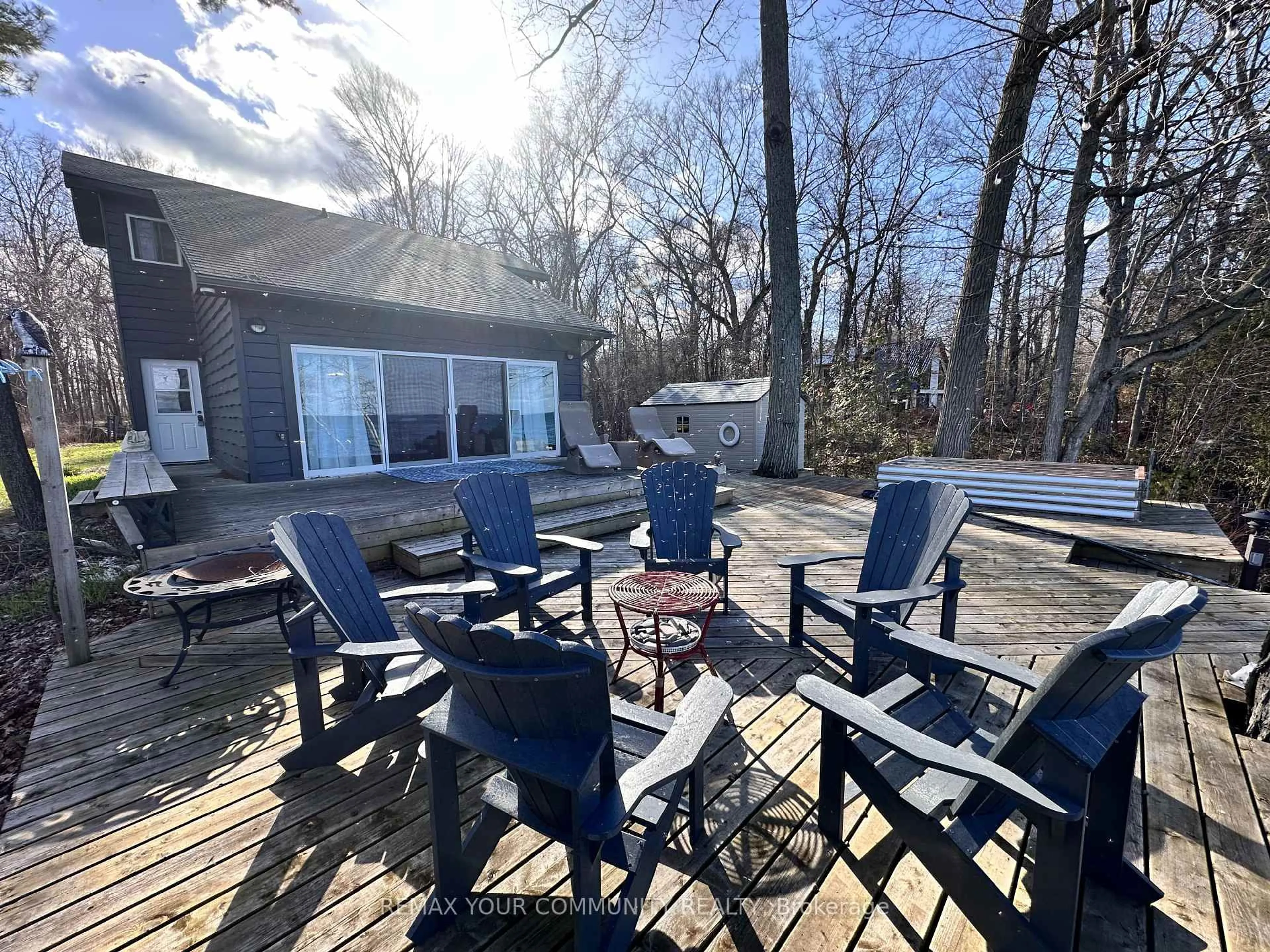 Patio, water/lake/river/ocean view for 10 Fox Island, Georgina Islands Ontario L0E 1R0