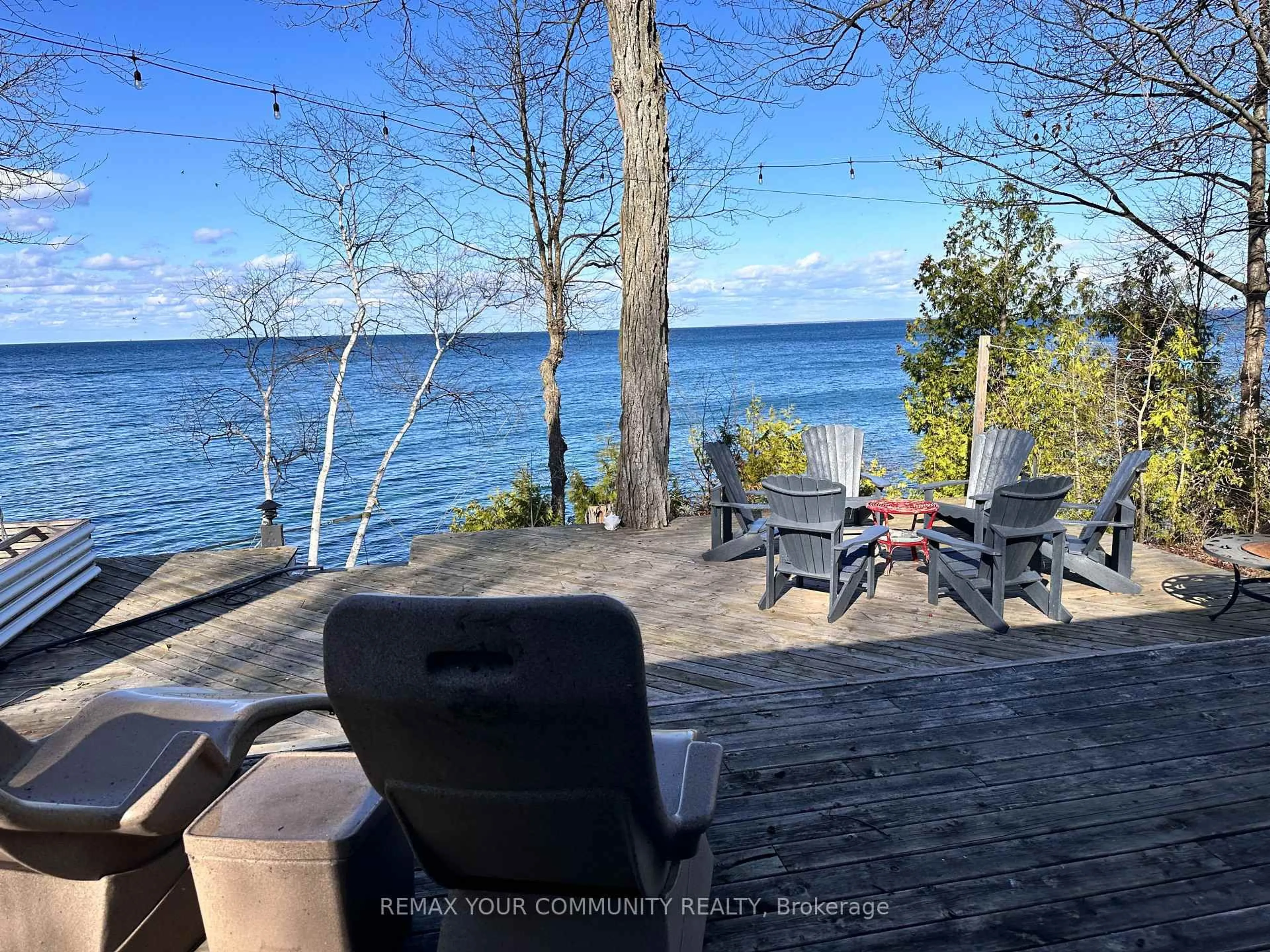 Patio, water/lake/river/ocean view for 10 Fox Island, Georgina Islands Ontario L0E 1R0
