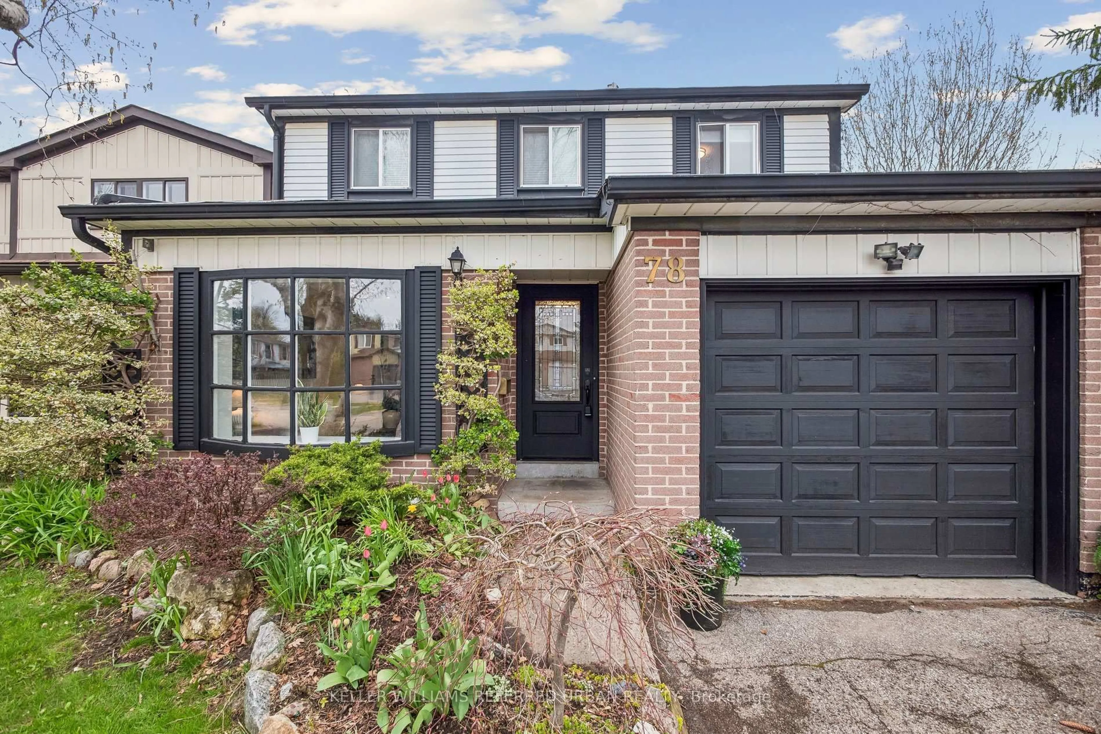Home with brick exterior material, street for 78 Springhead Gdns, Richmond Hill Ontario L4C 5B9