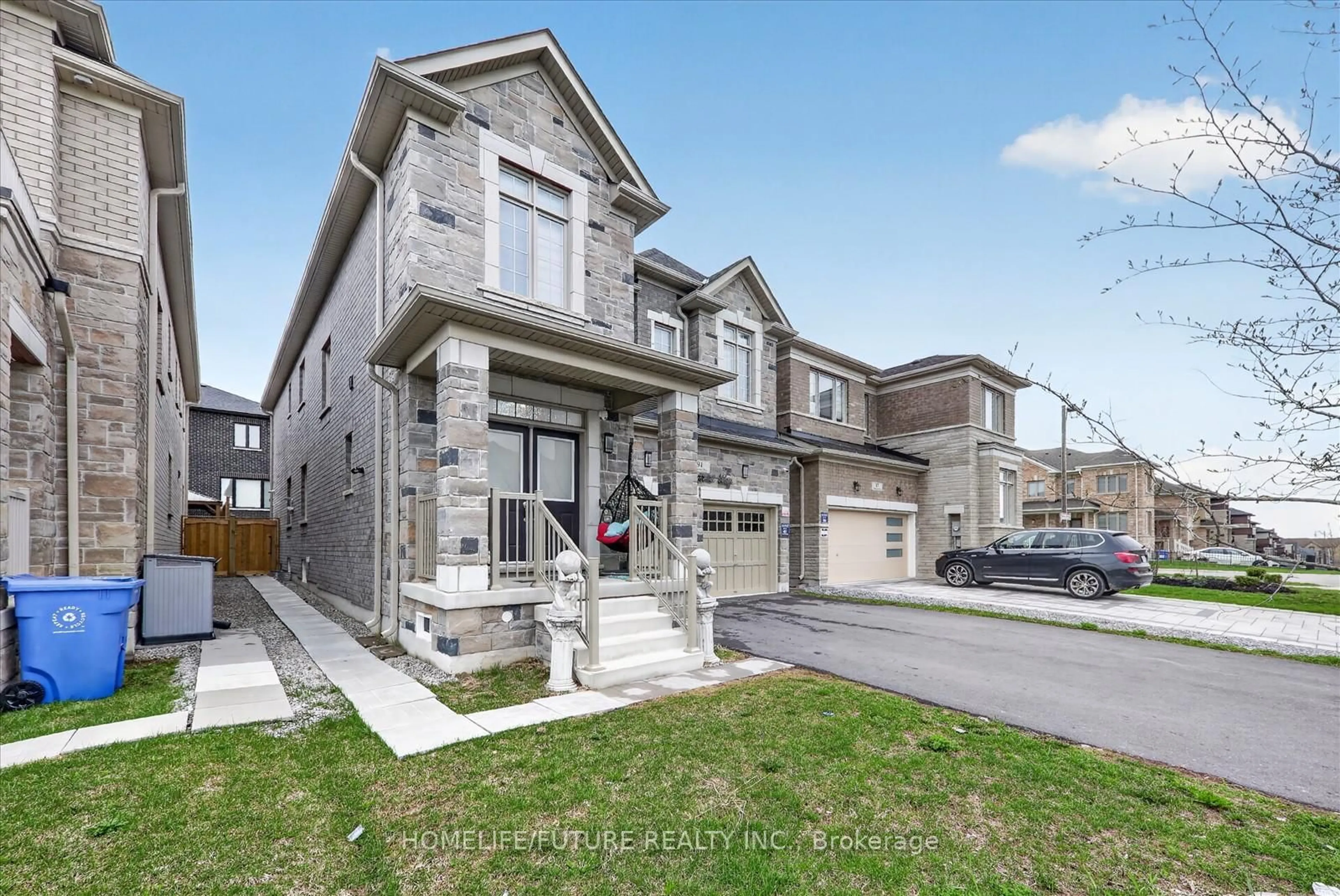 Unknown for 91 Fallharvest Way, Whitchurch-Stouffville Ontario L4A 4W4