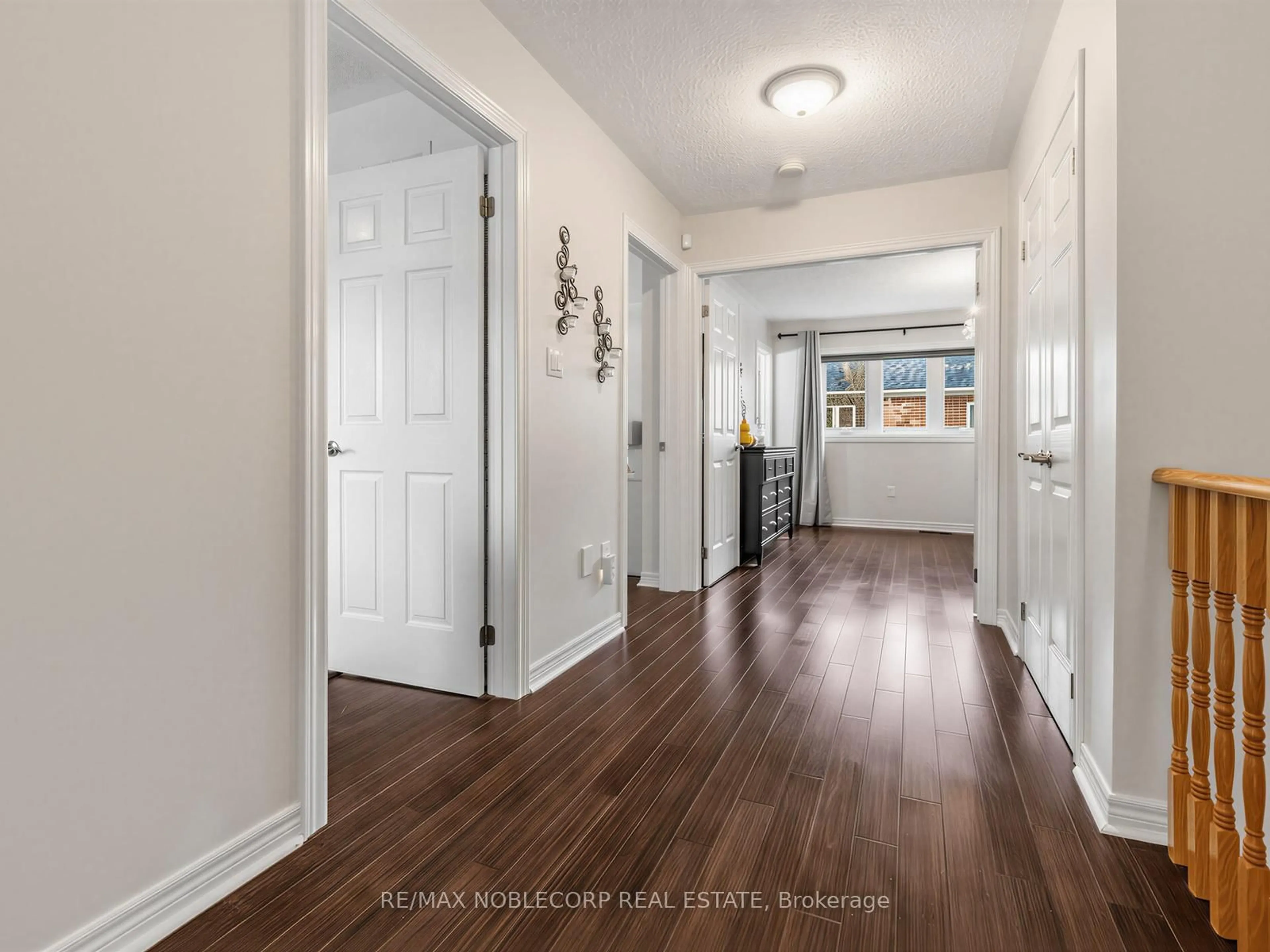 Indoor entryway for 14 Ostick St, Aurora Ontario L4G 7K5