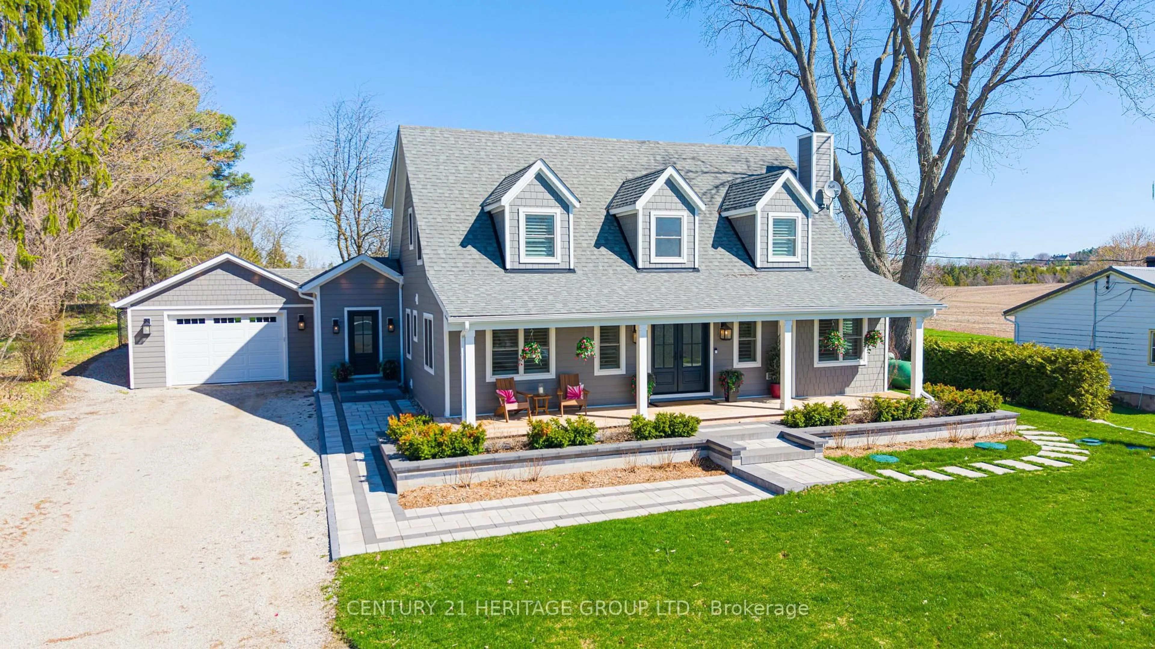 Home with brick exterior material, street for 280 Kettleby Rd, King Ontario L7B 0C9