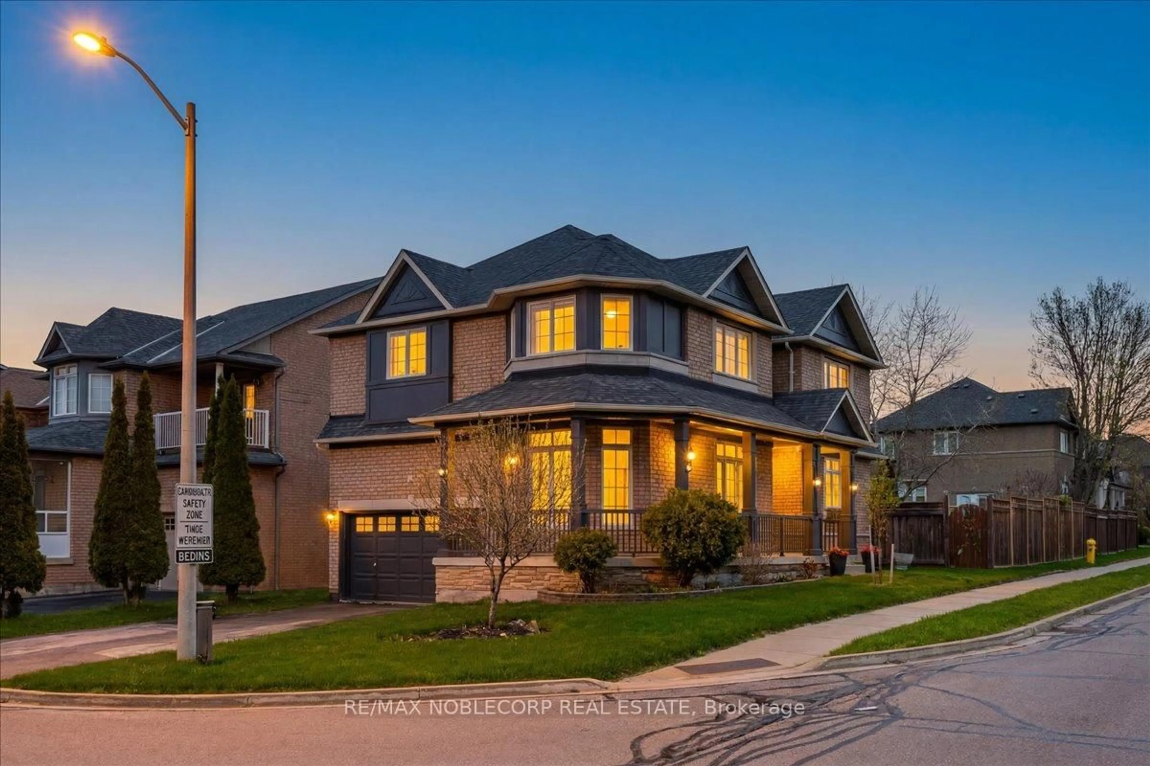 Home with brick exterior material, street for 1 Plover Hts, Vaughan Ontario L4H 2E2