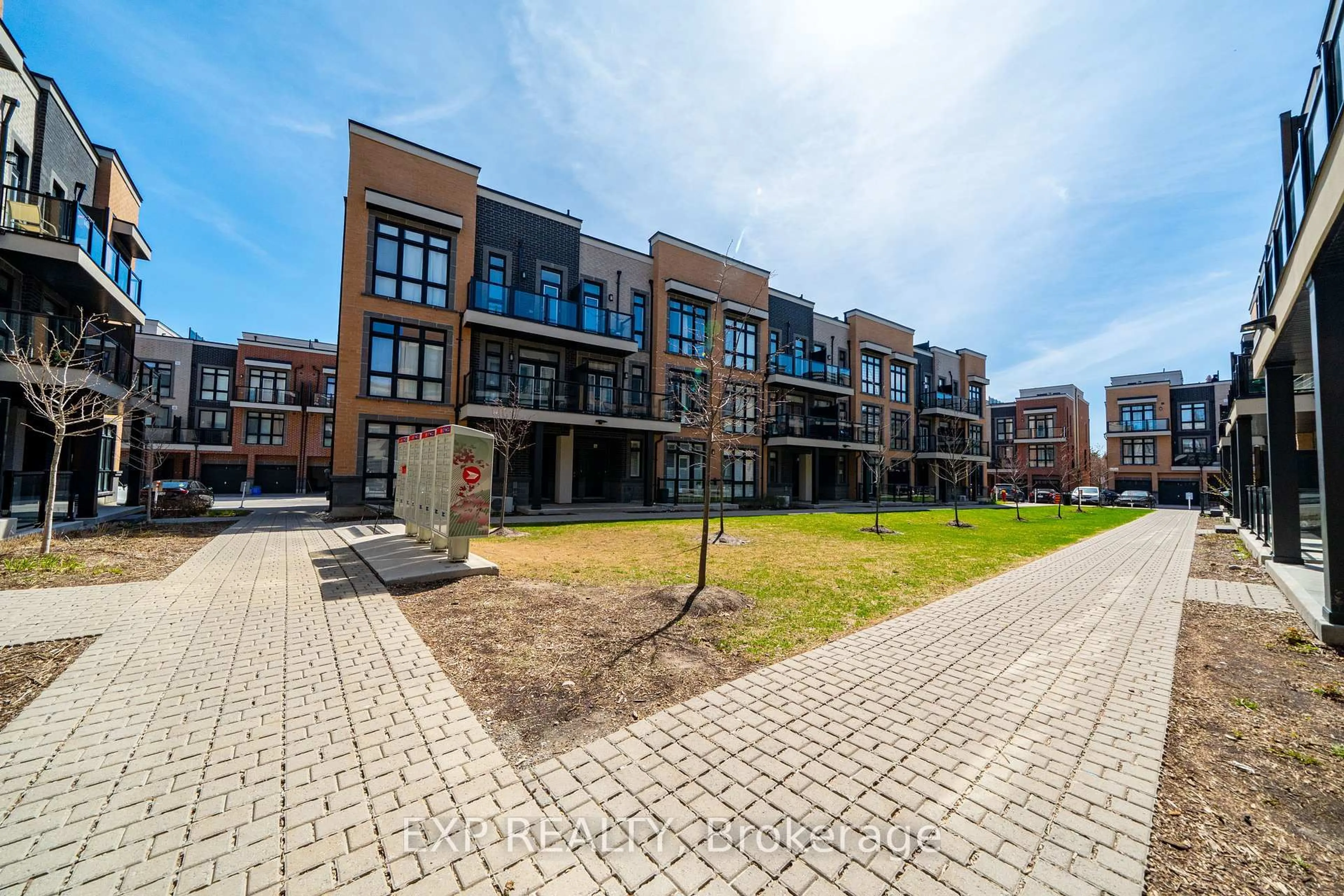 Unknown for 6 Sayers Lane #10, Richmond Hill Ontario L4E 1J4