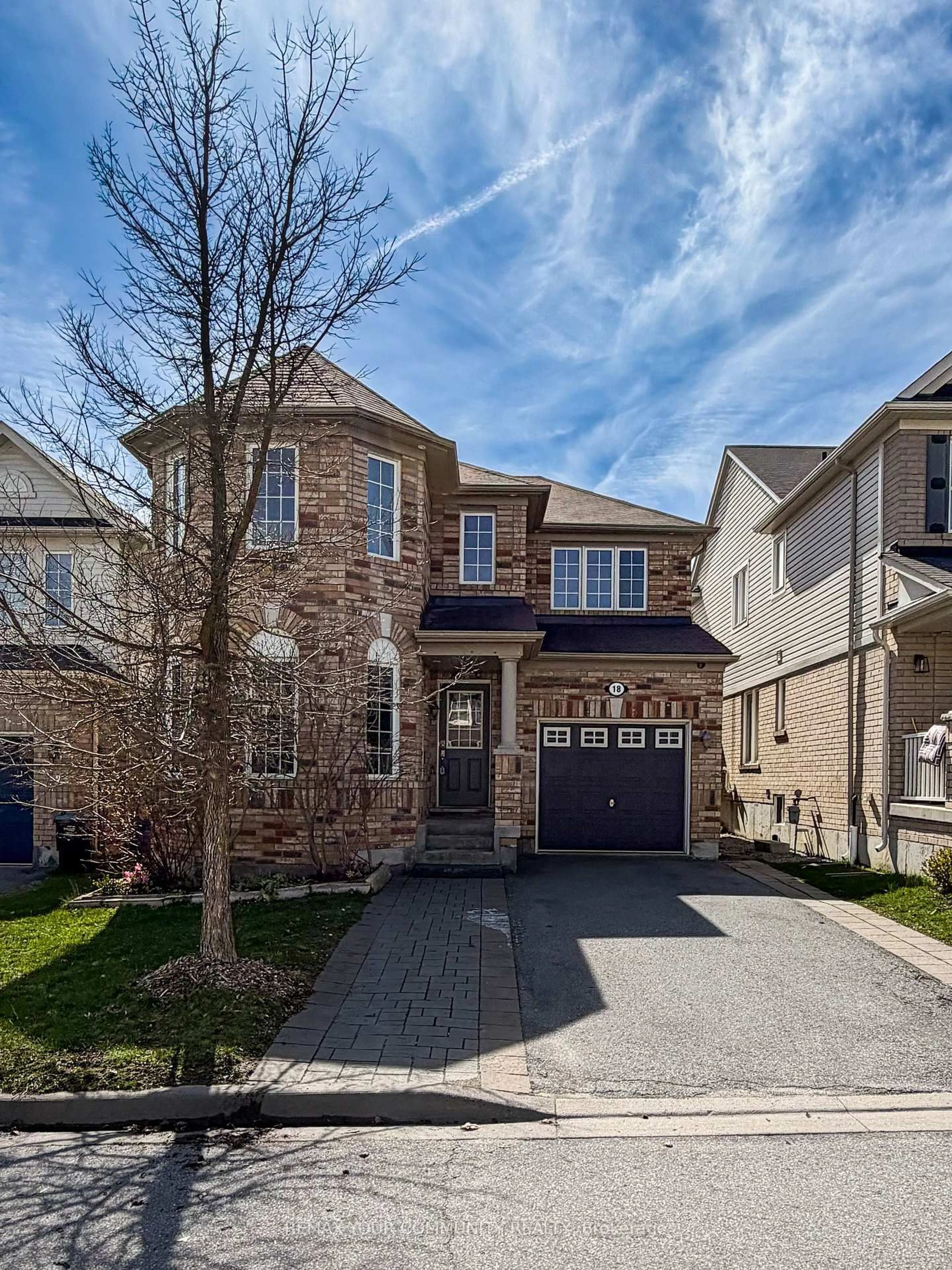 Home with brick exterior material, street for 18 Gordon Dr, New Tecumseth Ontario L9R 0J1
