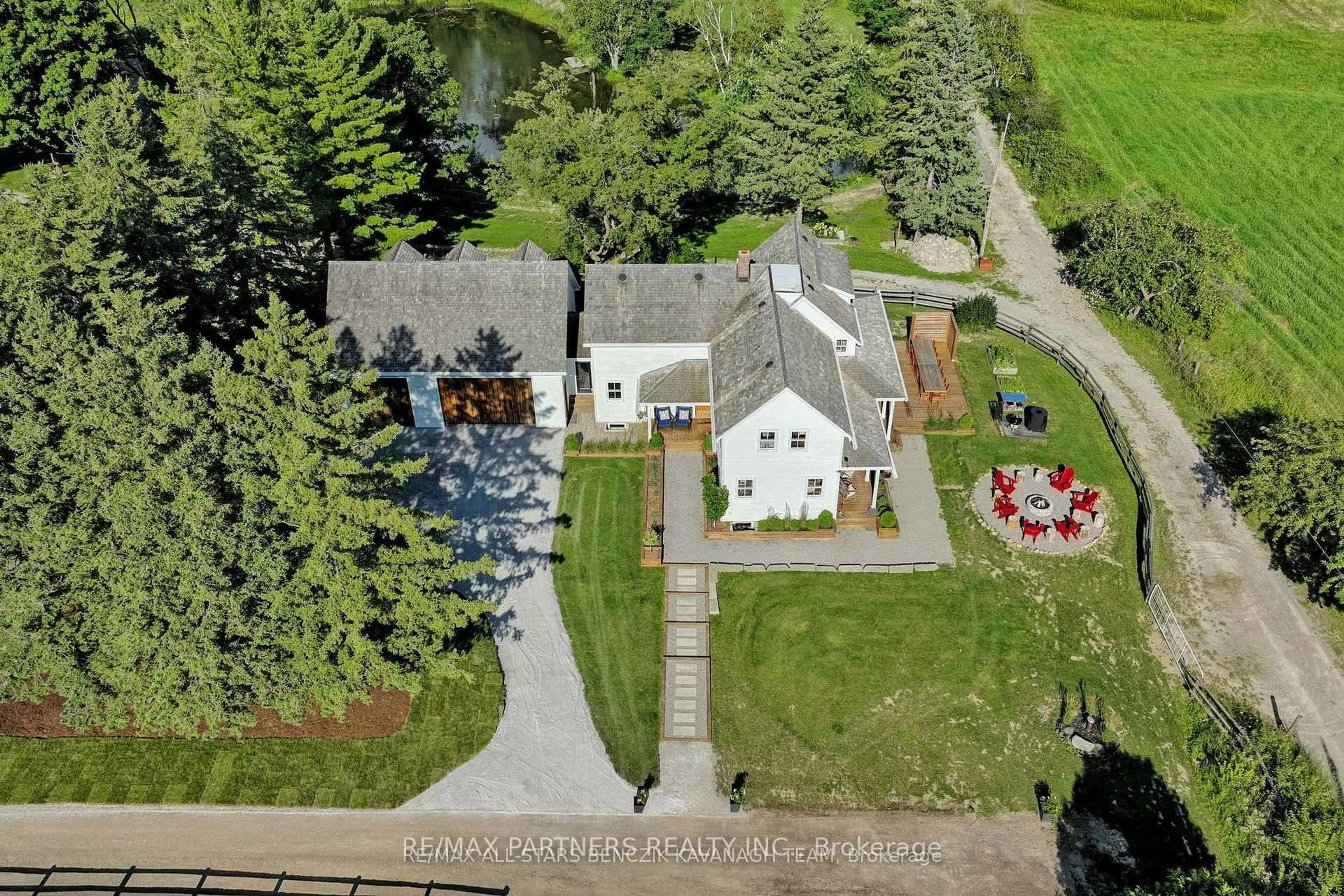 A pic from outside/outdoor area/front of a property/back of a property/a pic from drone, street for 14059 McCowan Rd, Whitchurch-Stouffville Ontario L4A 3Y2