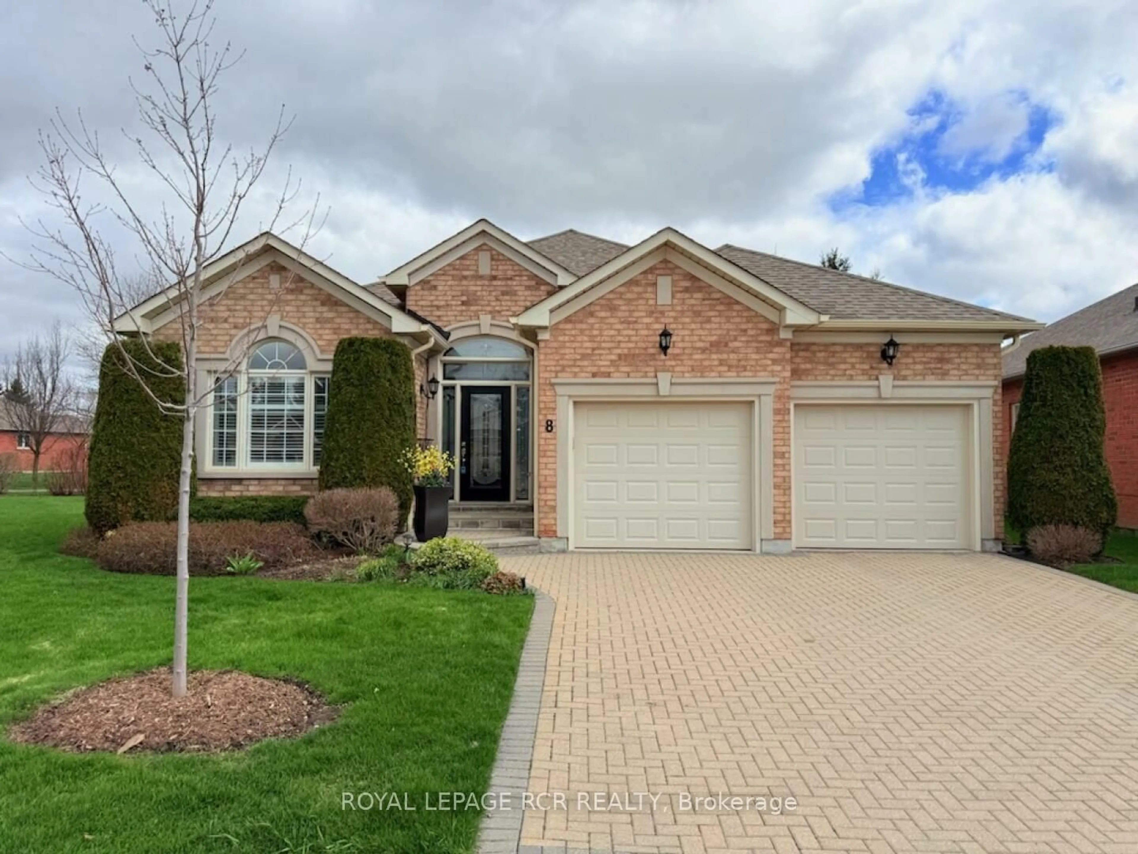 Home with brick exterior material, street for 8 Jack's Round, Whitchurch-Stouffville Ontario L4A 1L6