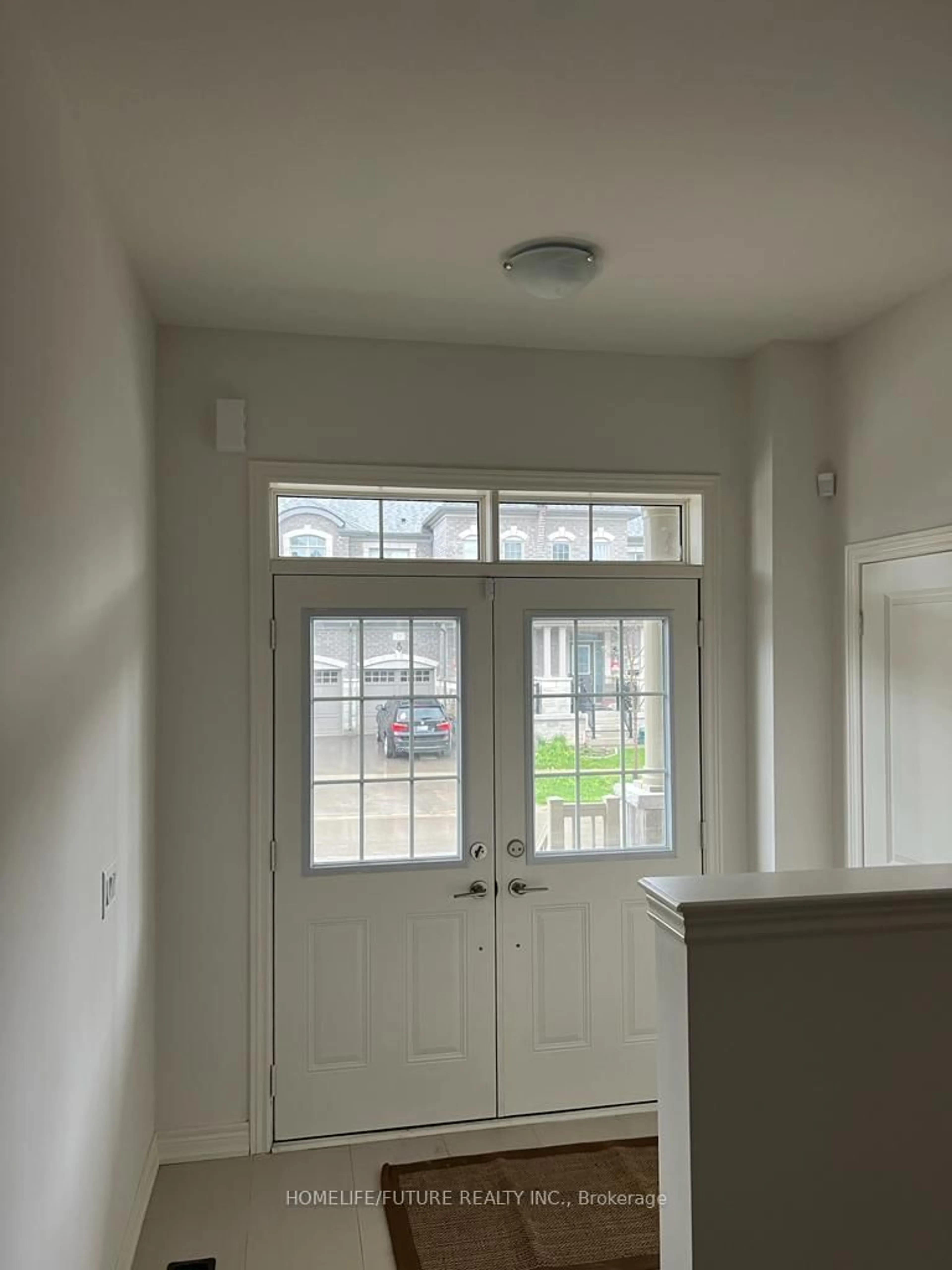 Indoor entryway for 20 Collier Cres, Markham Ontario L6E 0E7