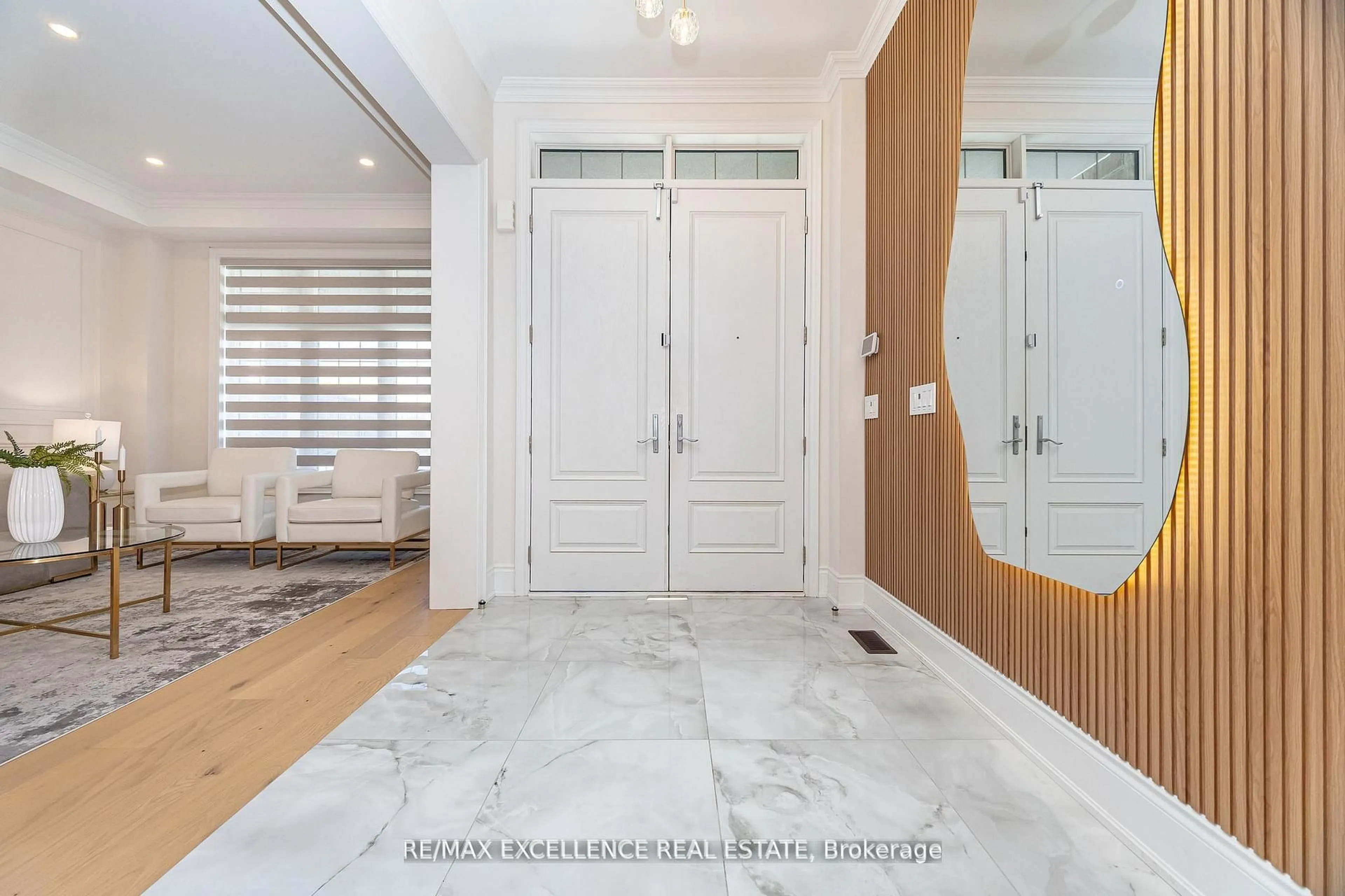 Indoor entryway for 78 Appleyard Ave, Vaughan Ontario L4H 3N5
