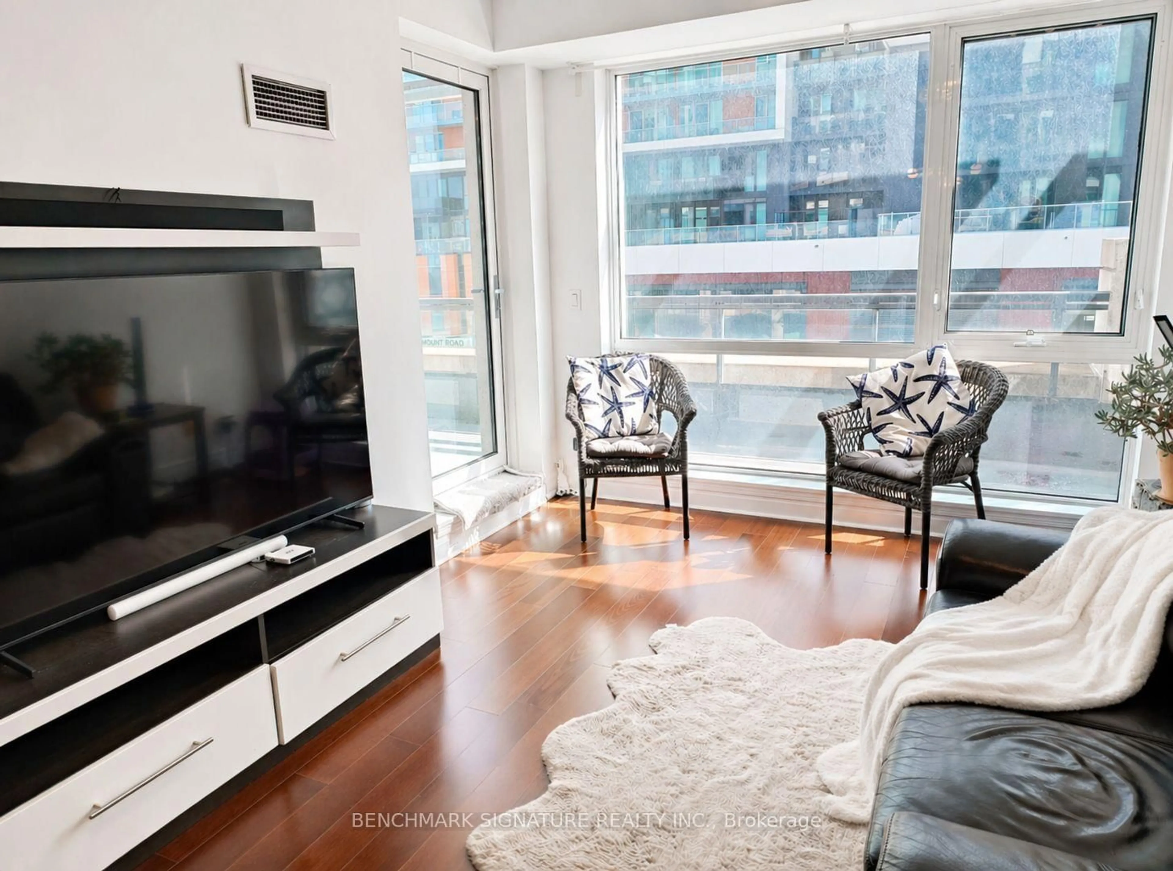 Living room with furniture, unknown for 8110 Birchmount Rd #315E, Markham Ontario L6G 0E3