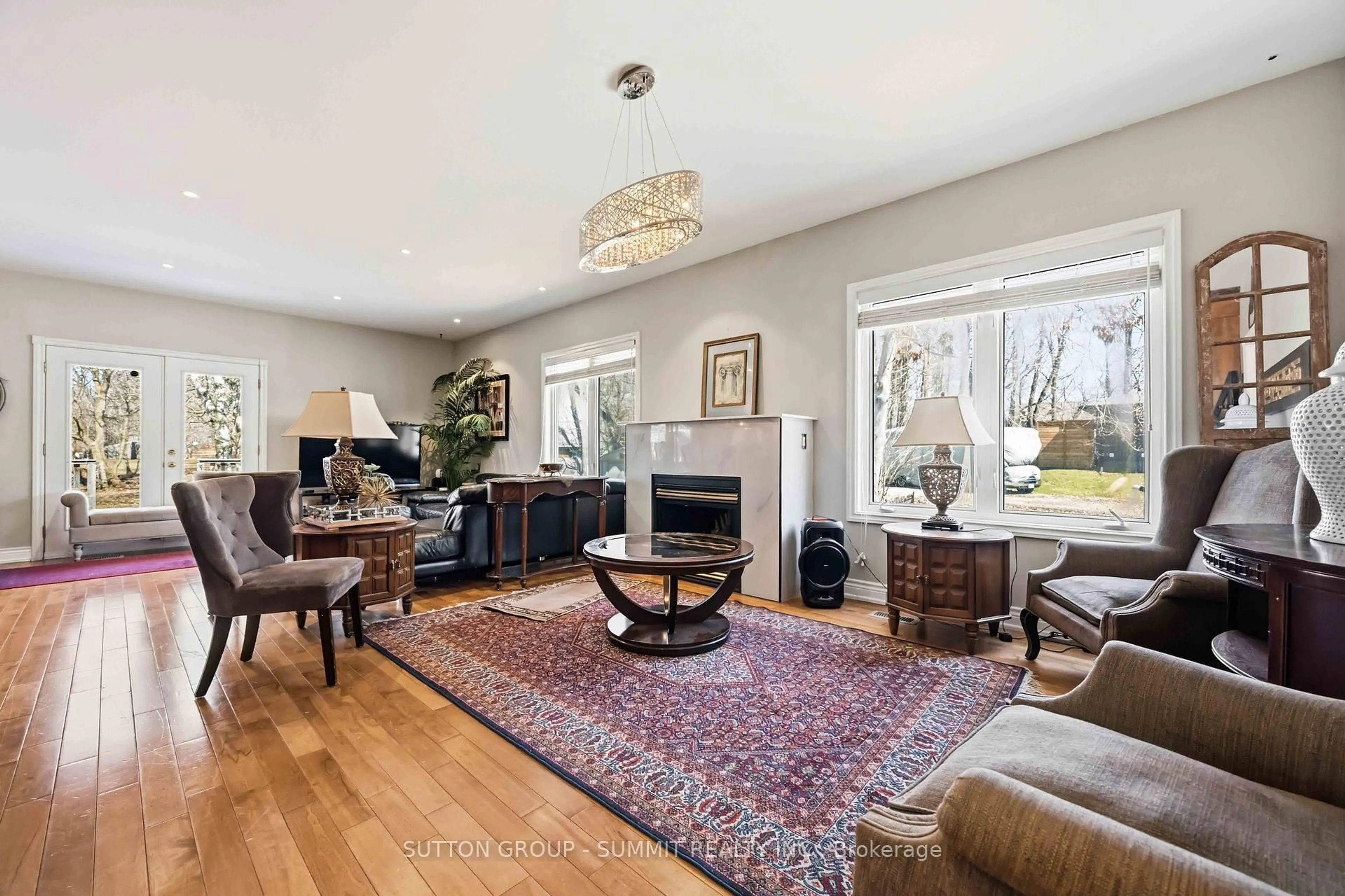 Living room with furniture, unknown for 4932 Aurora Rd, Whitchurch-Stouffville Ontario L4A 7X4