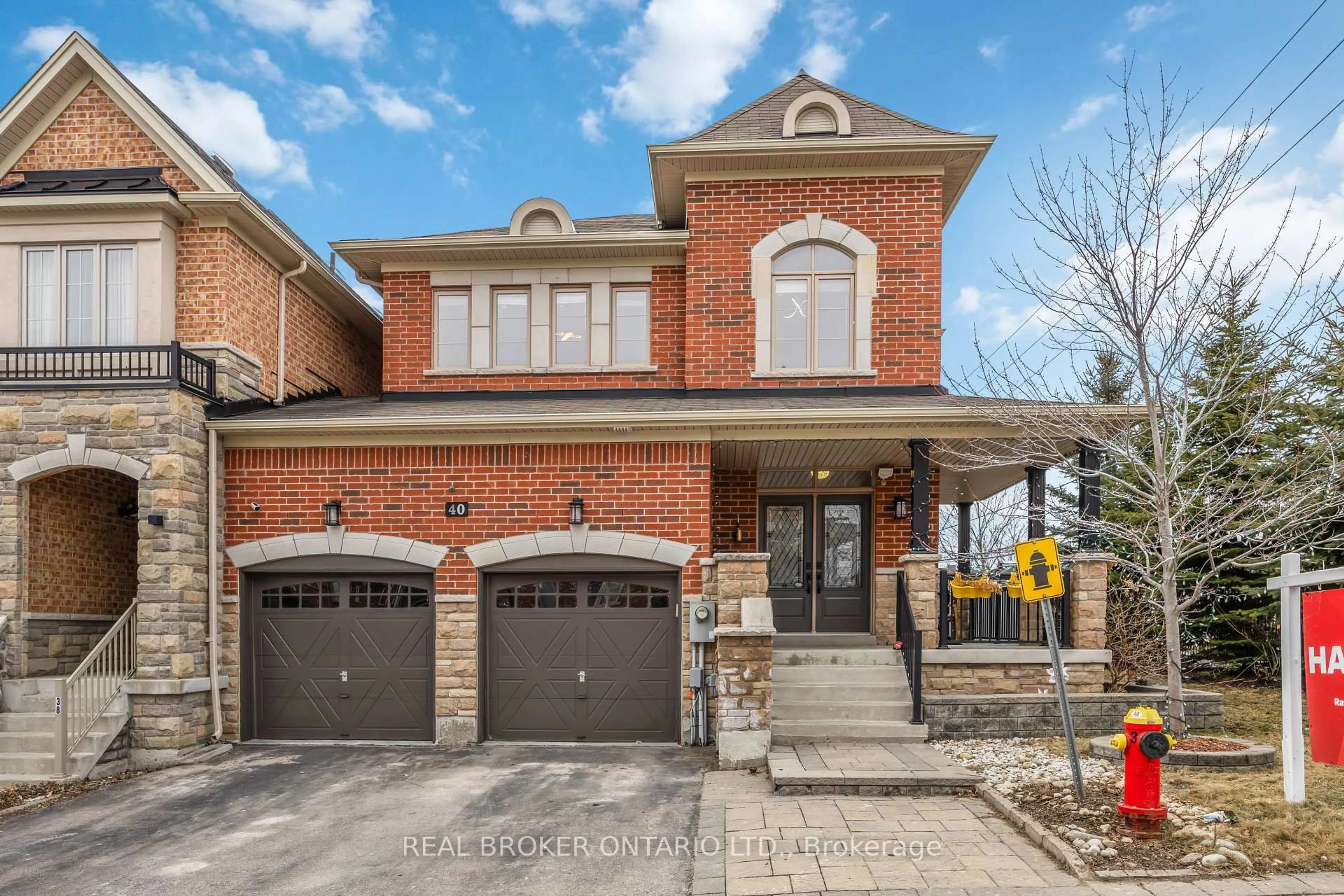Home with brick exterior material, street for 40 Mack Clement Lane, Richmond Hill Ontario L4S 0G2