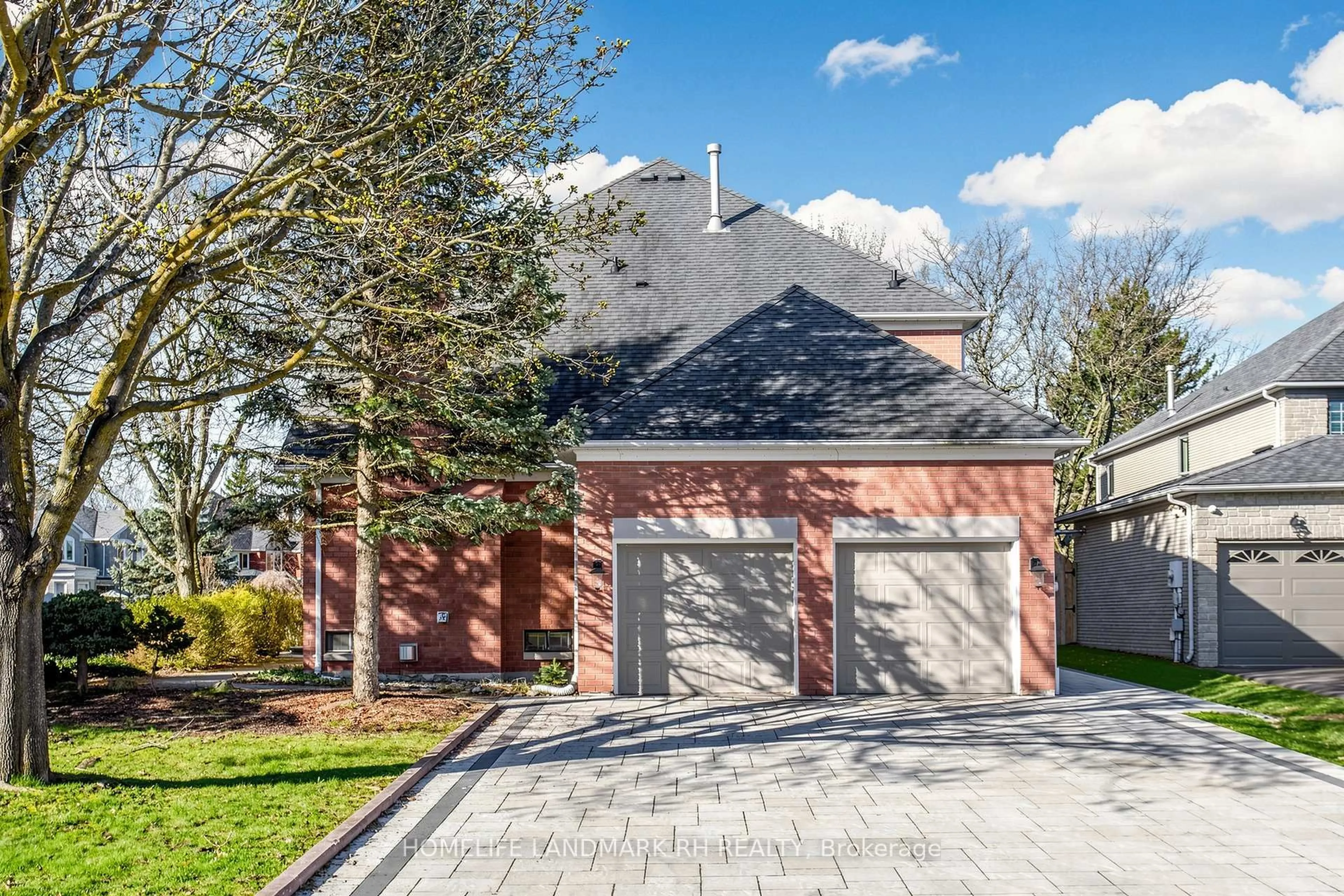 Home with brick exterior material, street for 705 Gagnon Pl, Newmarket Ontario L3X 1V8