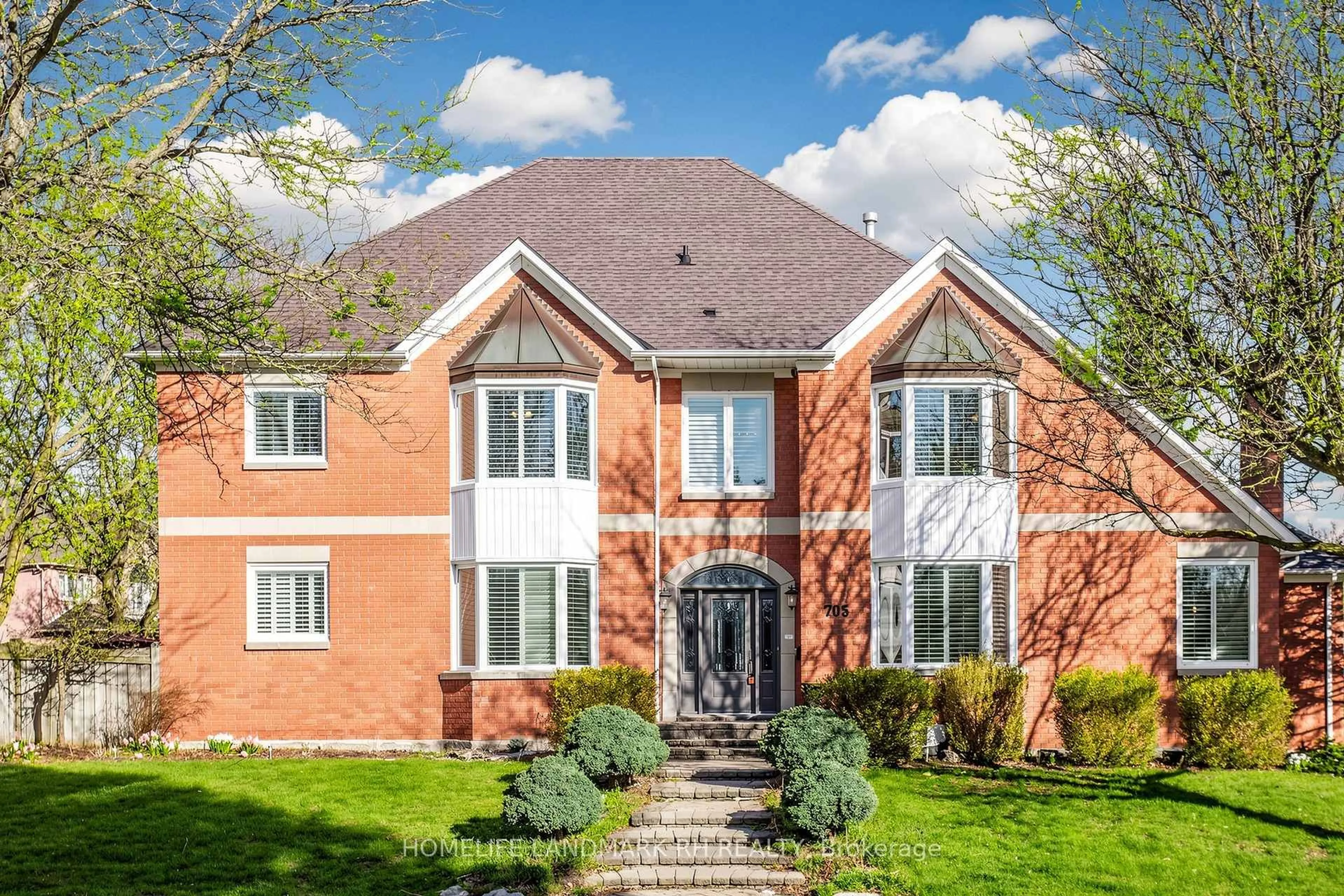 Home with brick exterior material, street for 705 Gagnon Pl, Newmarket Ontario L3X 1V8