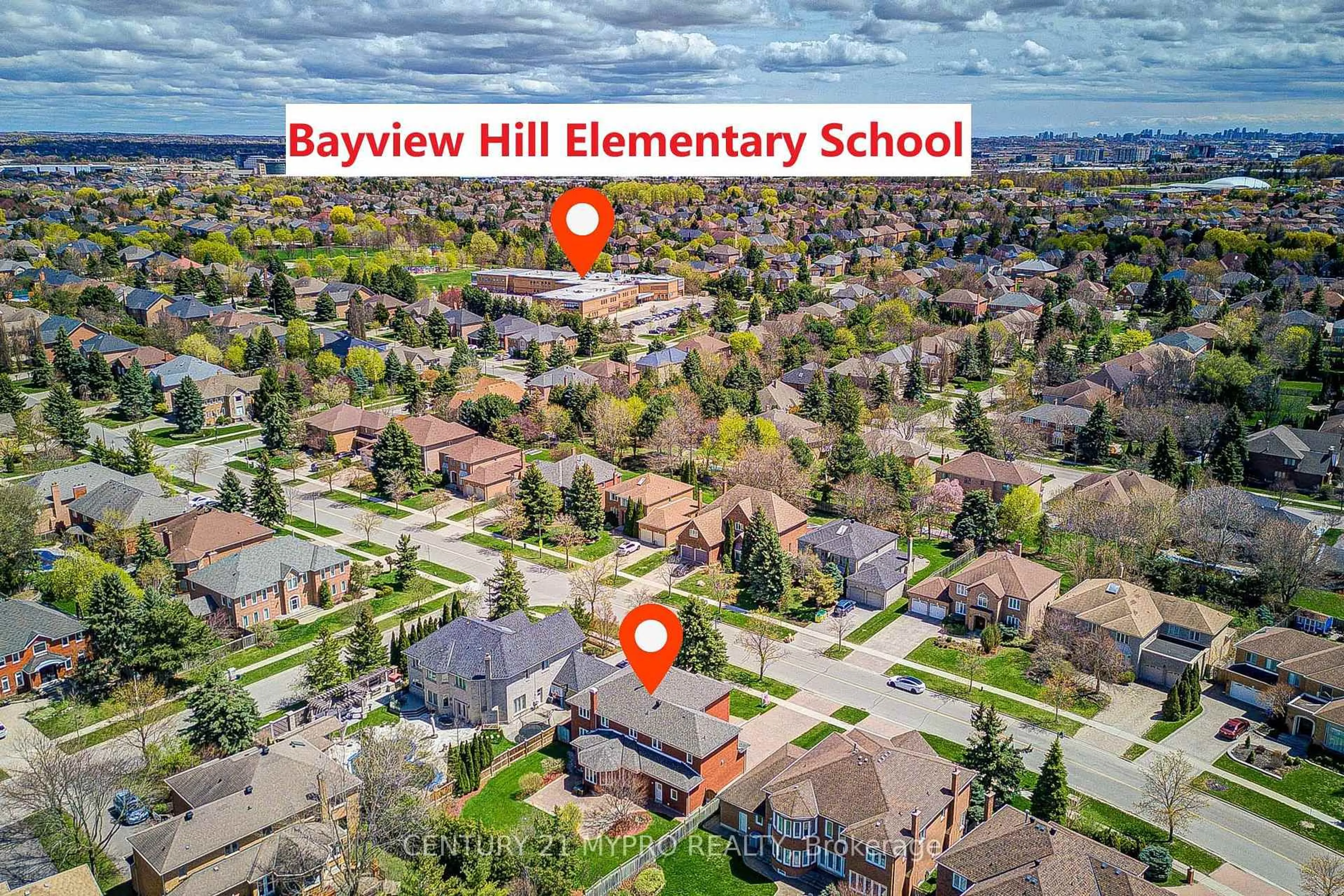 A pic from outside/outdoor area/front of a property/back of a property/a pic from drone, unknown for 22 Ardwold Gate, Richmond Hill Ontario L4B 2K2