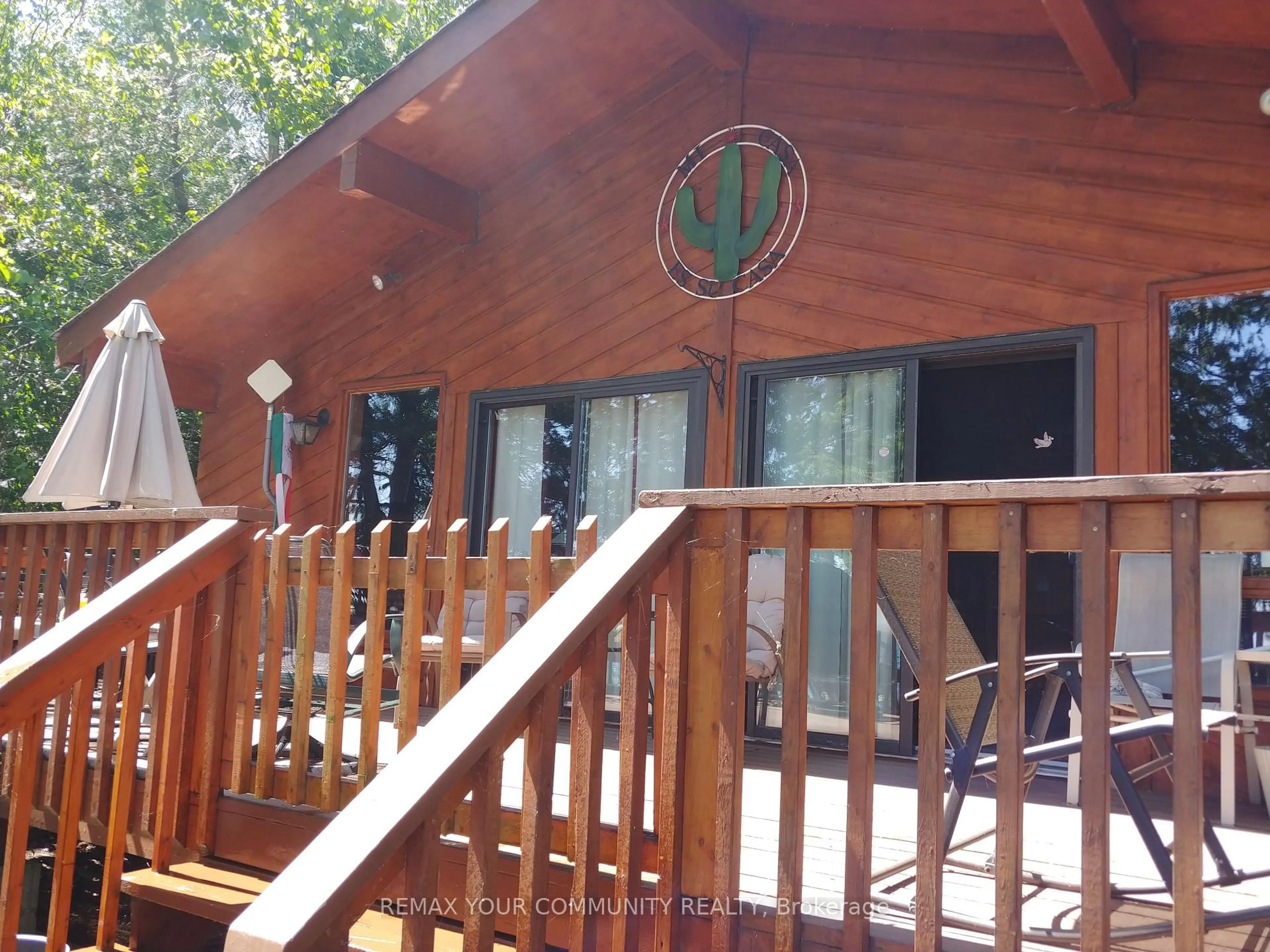 Patio, unknown for 344 Loon Rd, Georgina Islands Ontario L0E 1R0