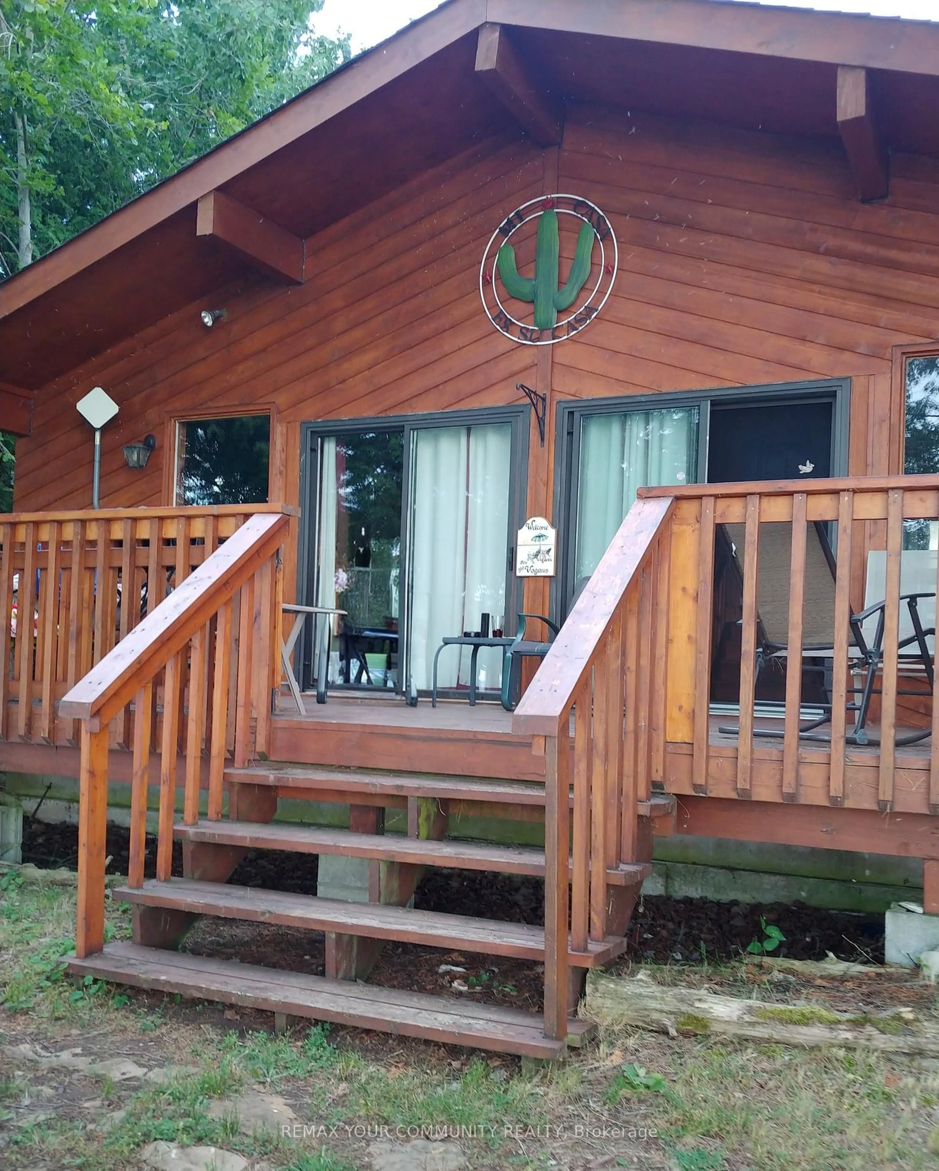 Patio, unknown for 344 Loon Rd, Georgina Islands Ontario L0E 1R0
