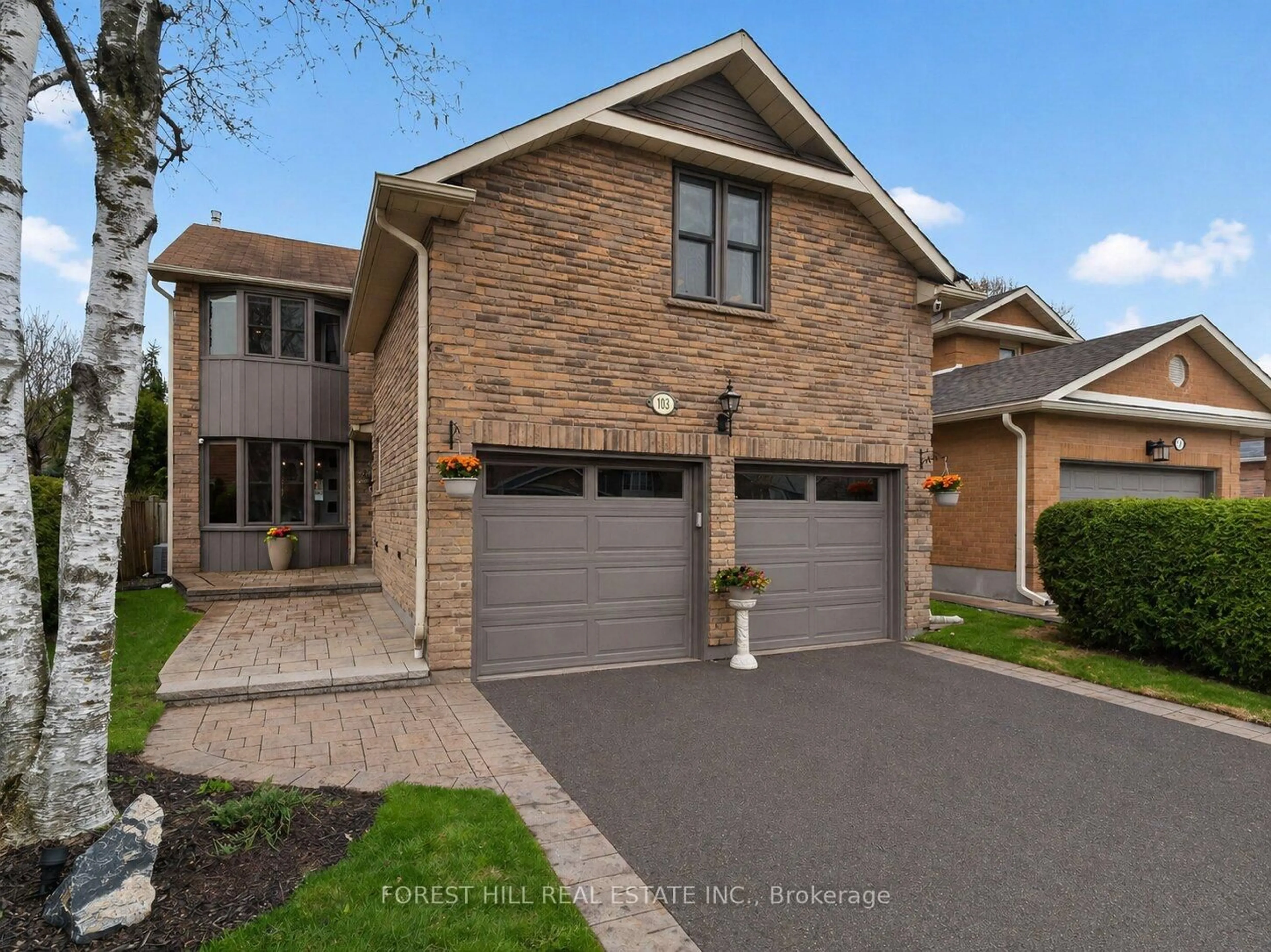 Home with brick exterior material, street for 103 Eleanor Circ, Richmond Hill Ontario L4C 6K6