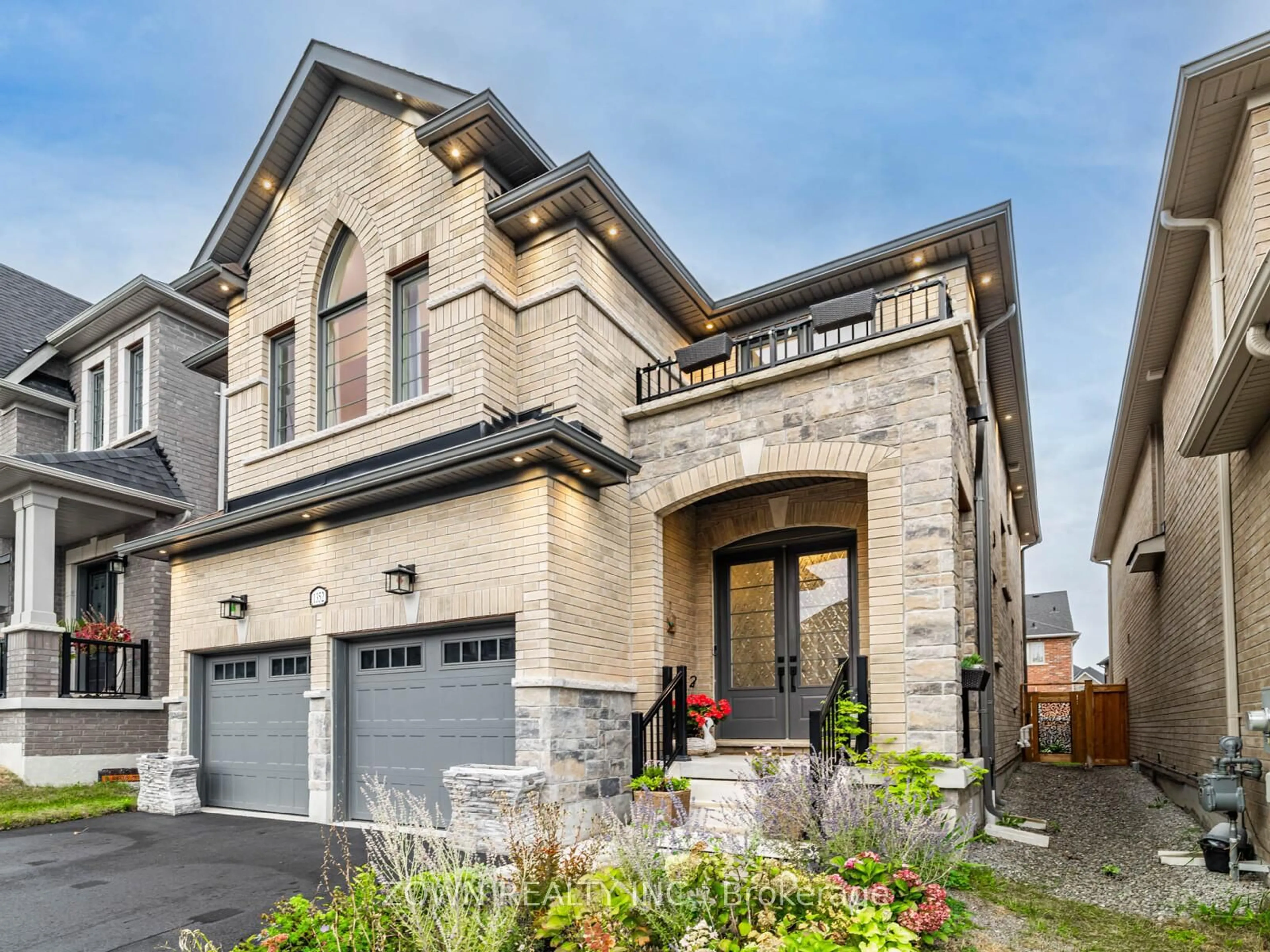 Home with brick exterior material, street for 1352 Blackmore St, Innisfil Ontario L9S 0P2