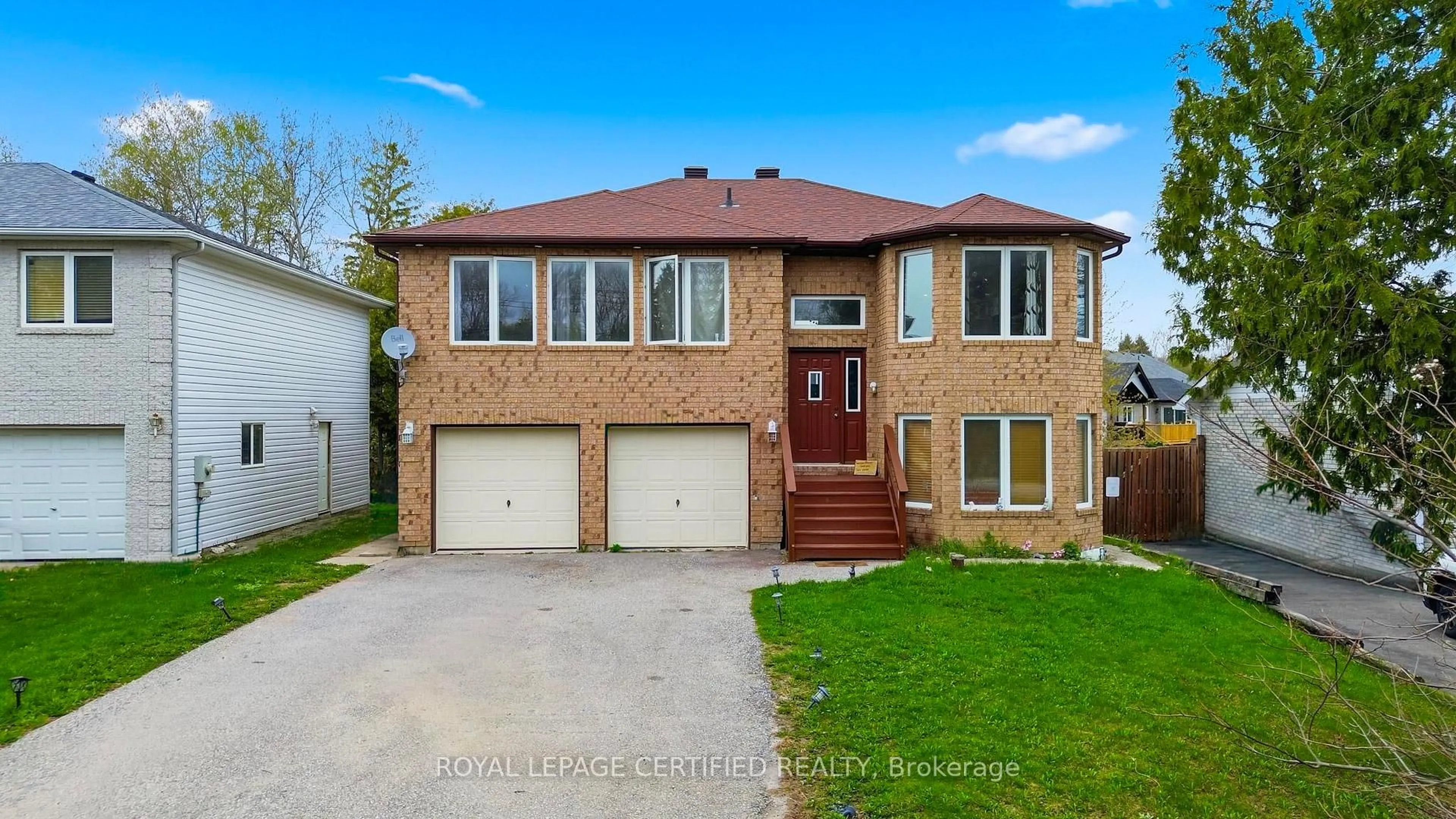 Home with brick exterior material, street for 1181 Arnold St, Innisfil Ontario L0L 1C0