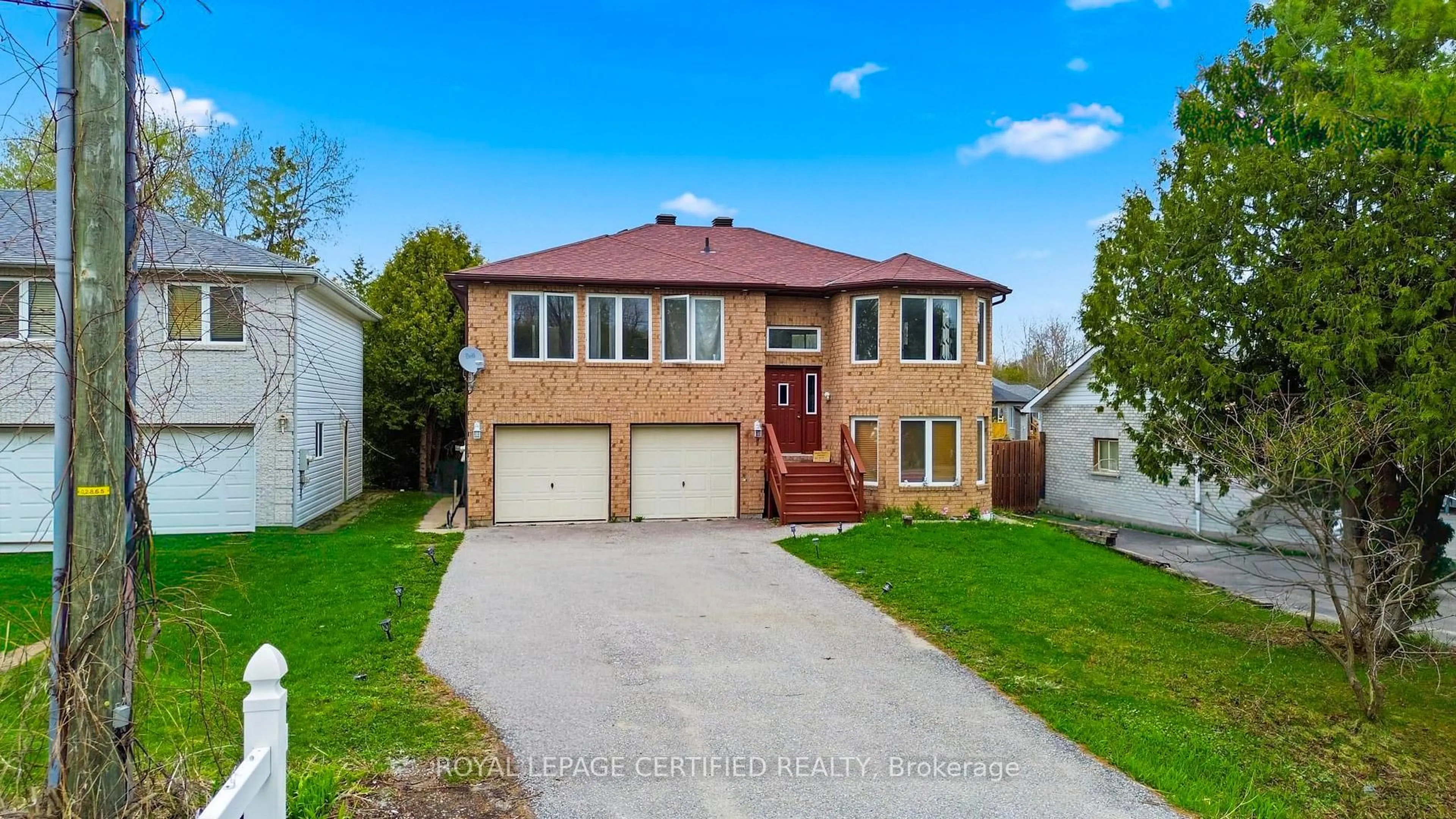 Home with brick exterior material, street for 1181 Arnold St, Innisfil Ontario L0L 1C0