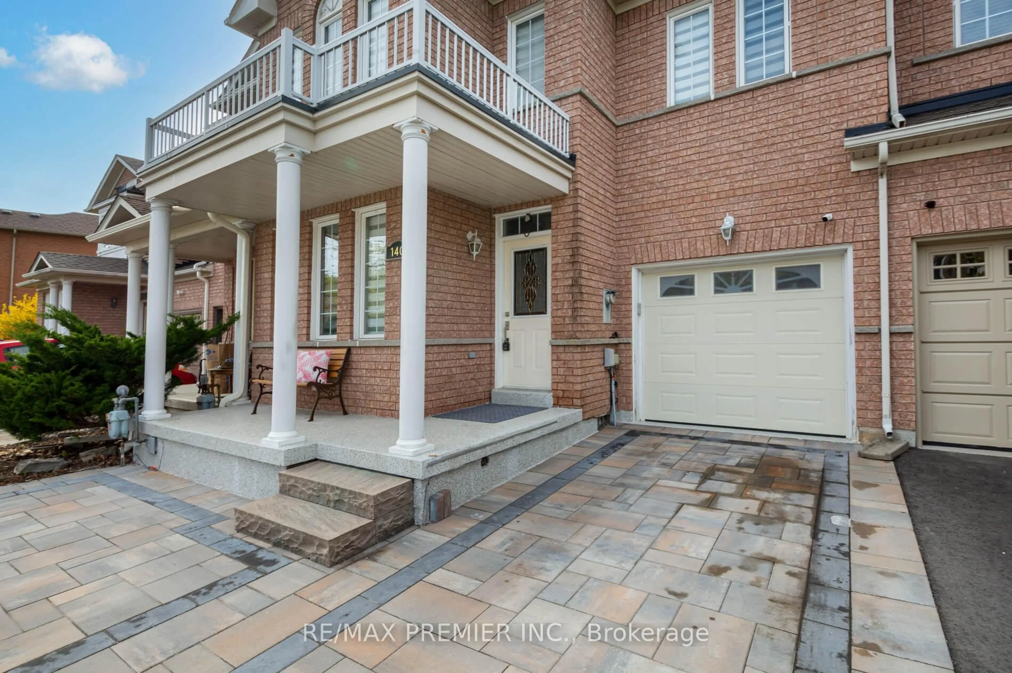 Home with brick exterior material, street for 140 Dolce Cres, Vaughan Ontario L4H 3C7