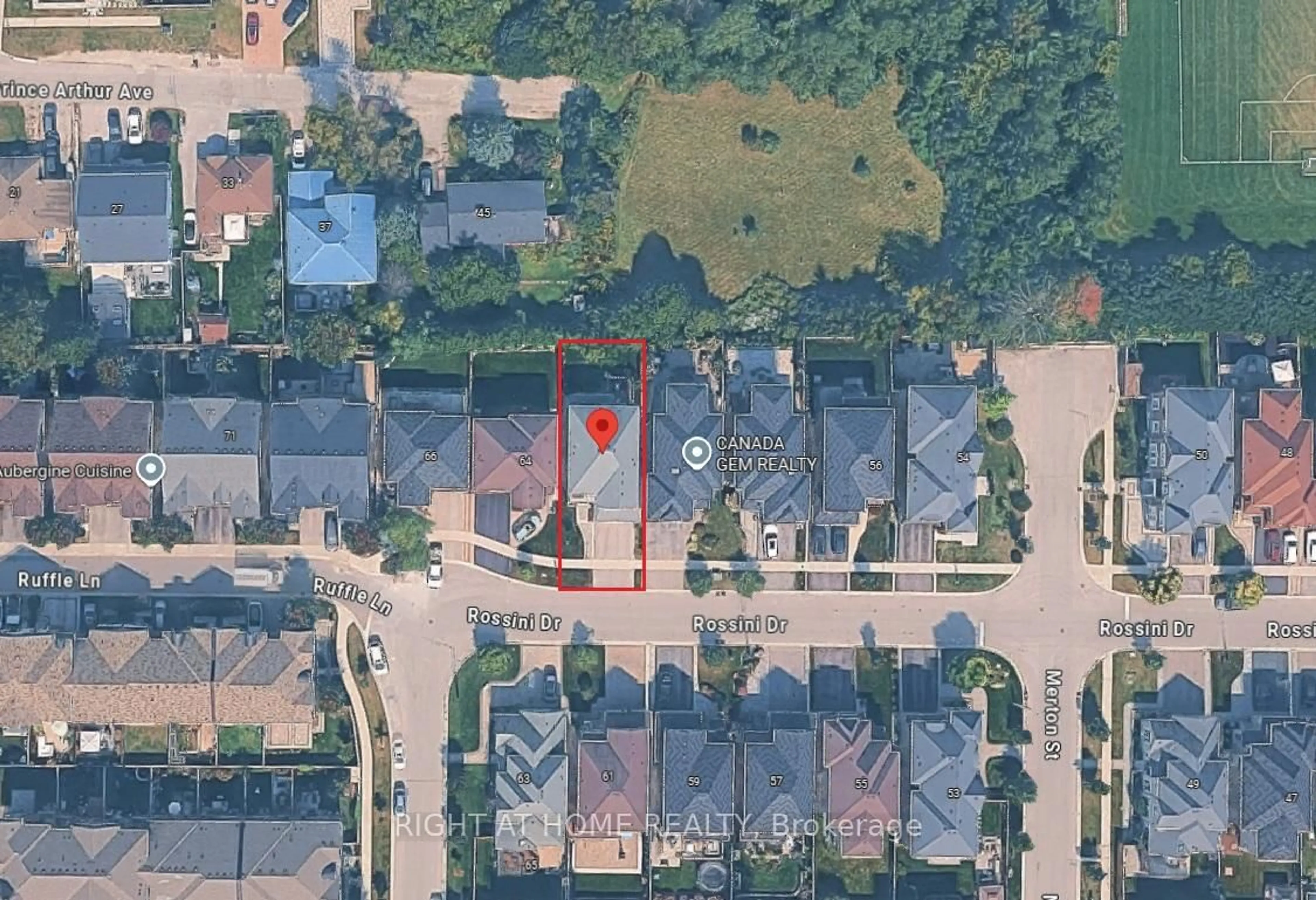 A pic from outside/outdoor area/front of a property/back of a property/a pic from drone, street for 62 Rossini Dr, Richmond Hill Ontario L4E 0W3