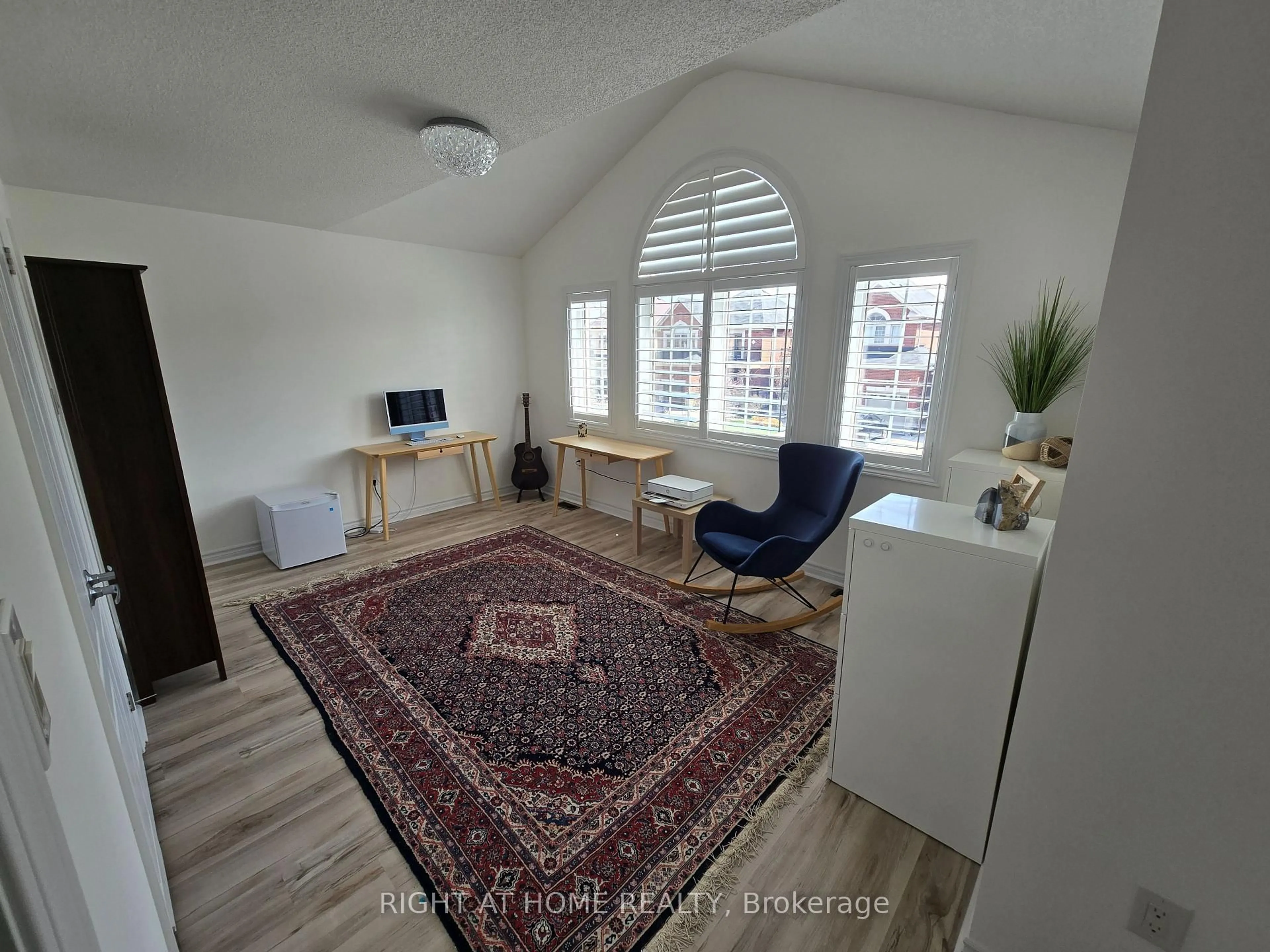 A pic of a room for 62 Rossini Dr, Richmond Hill Ontario L4E 0W3