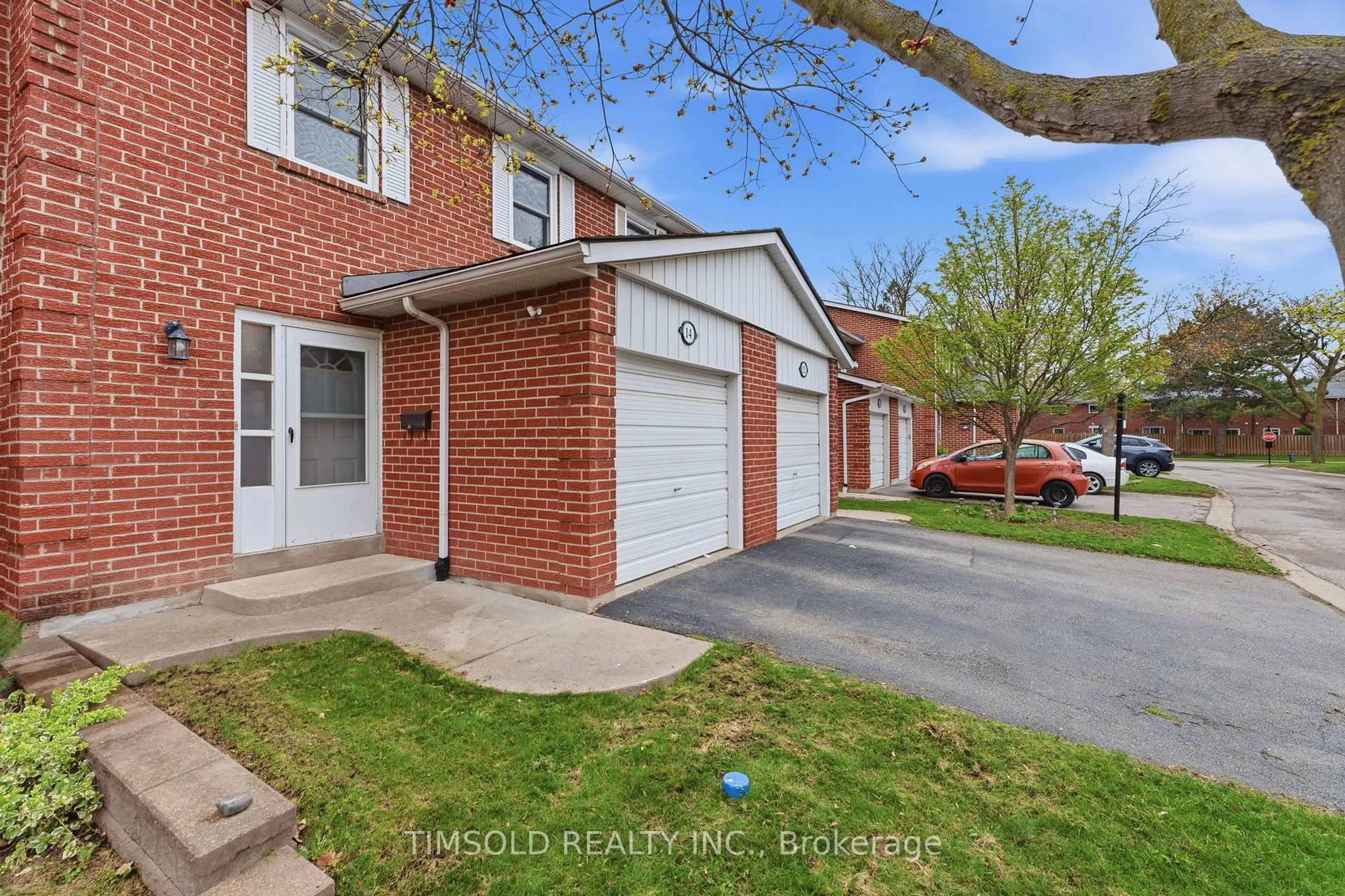 Home with brick exterior material, street for 14 Gordon Way, Markham Ontario L3T 5A2