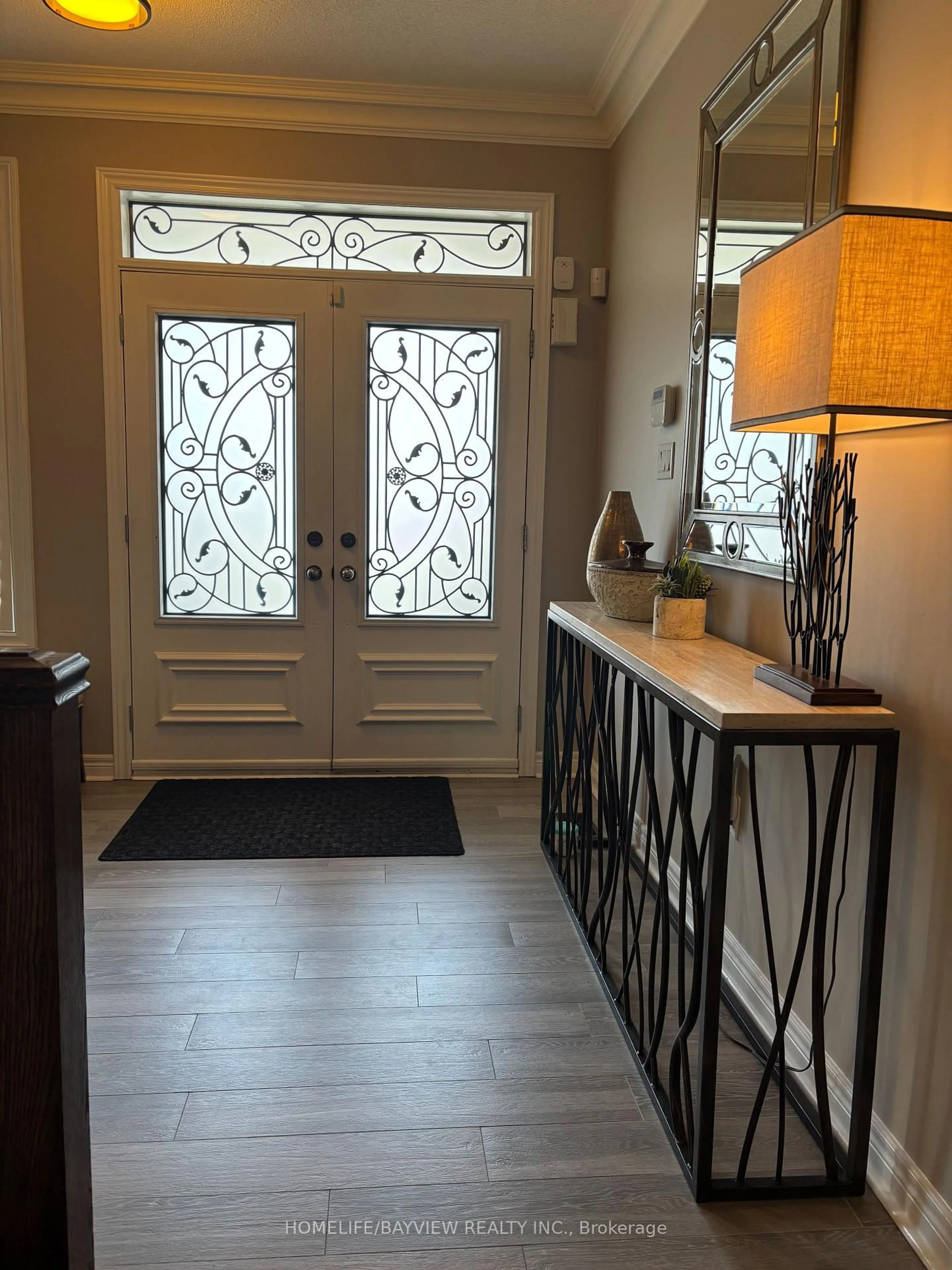 Indoor entryway for 40 Silverado Hills Dr, Markham Ontario L6C 0H1