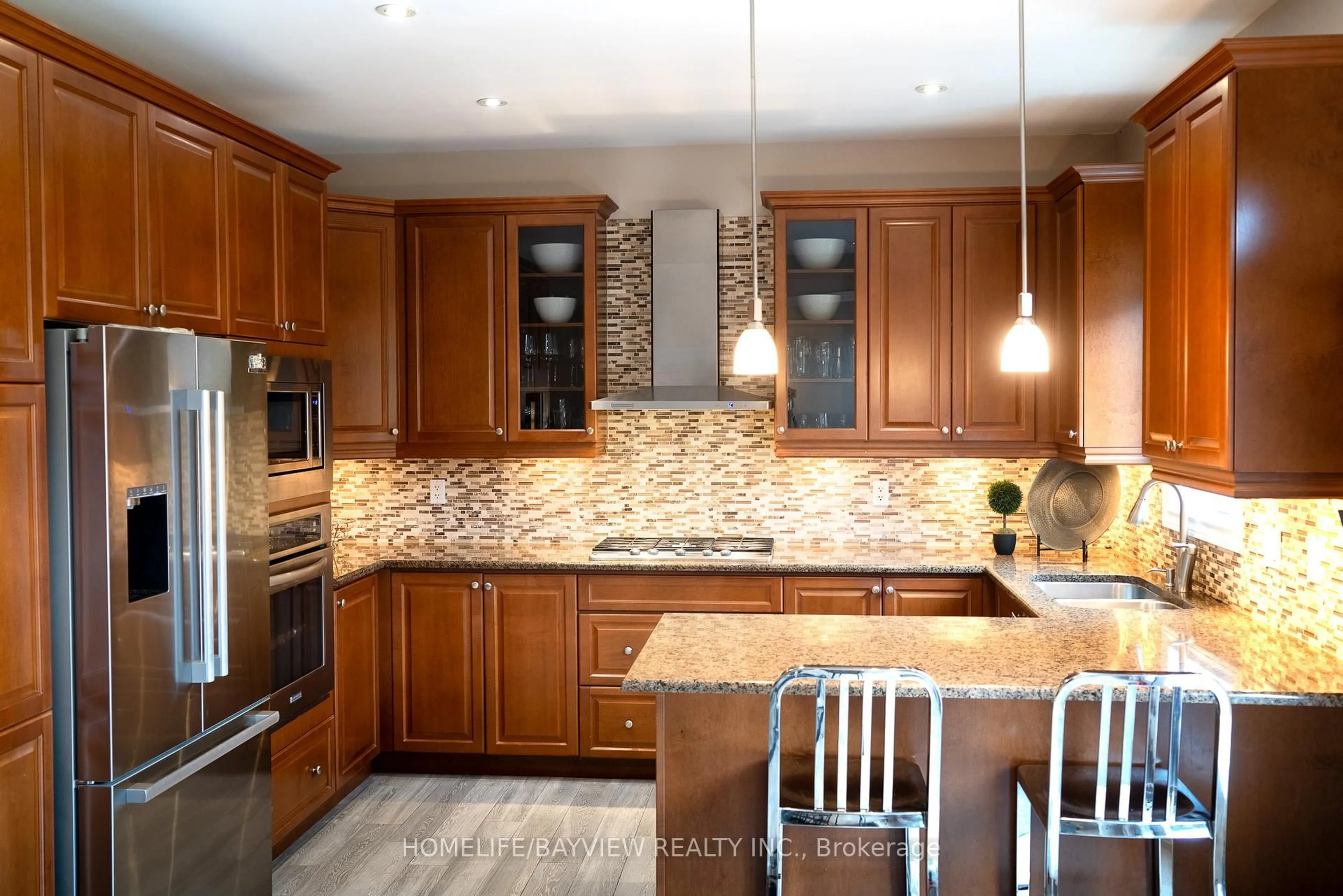 Contemporary kitchen, unknown for 40 Silverado Hills Dr, Markham Ontario L6C 0H1
