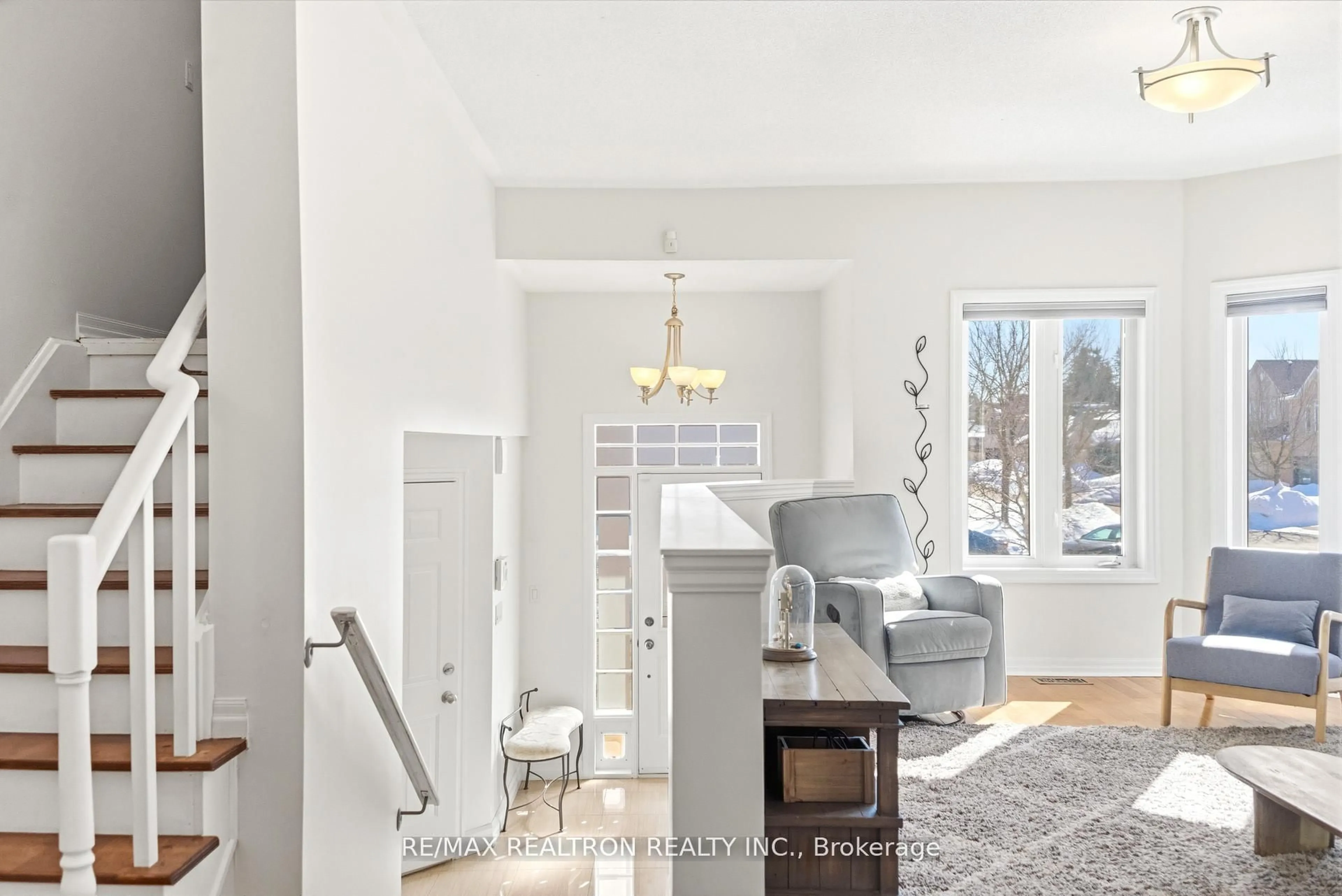 Unknown for 28 Headwater Cres, Richmond Hill Ontario L4E 4G1