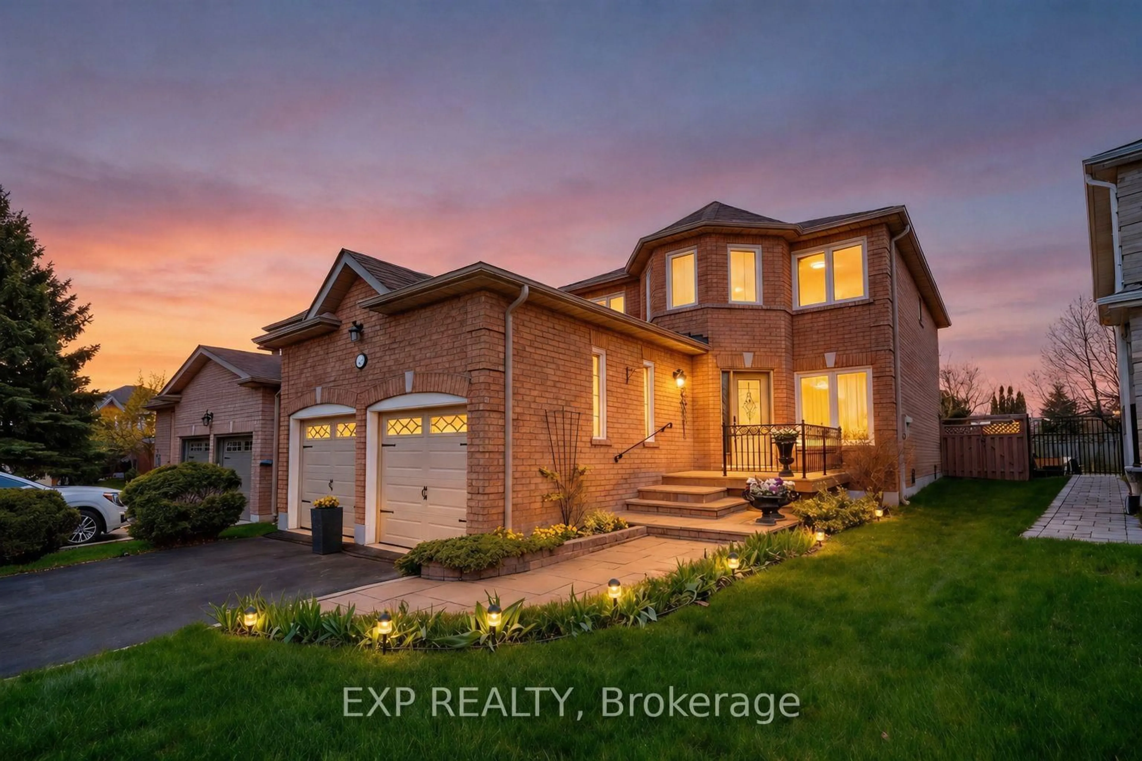 Home with brick exterior material, street for 22 Owl Ridge Dr, Richmond Hill Ontario L4S 1P7